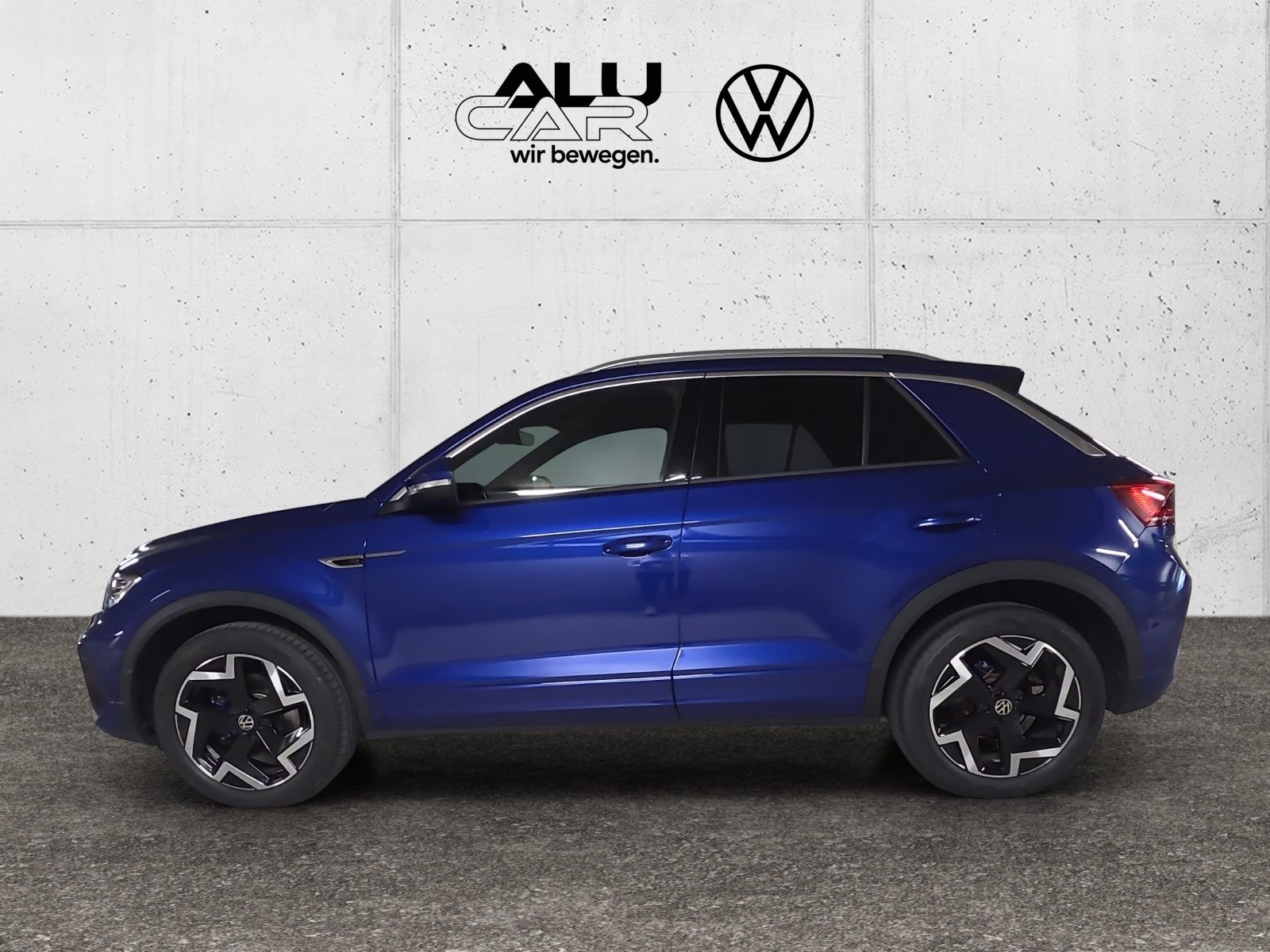 VW T-Roc R-Line, Petrol, Second hand / Used, Automatic - 2