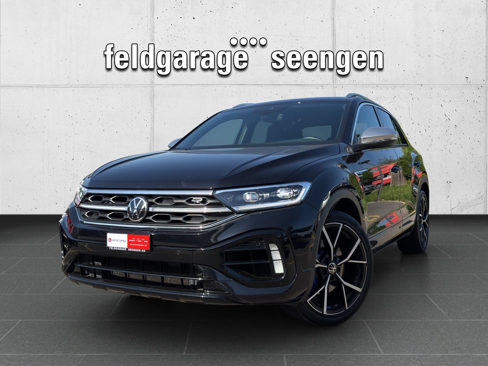 VW T-Roc 2.0 TSI R DSG 4Motion mit AHK, Akrapovic Abgasanlag