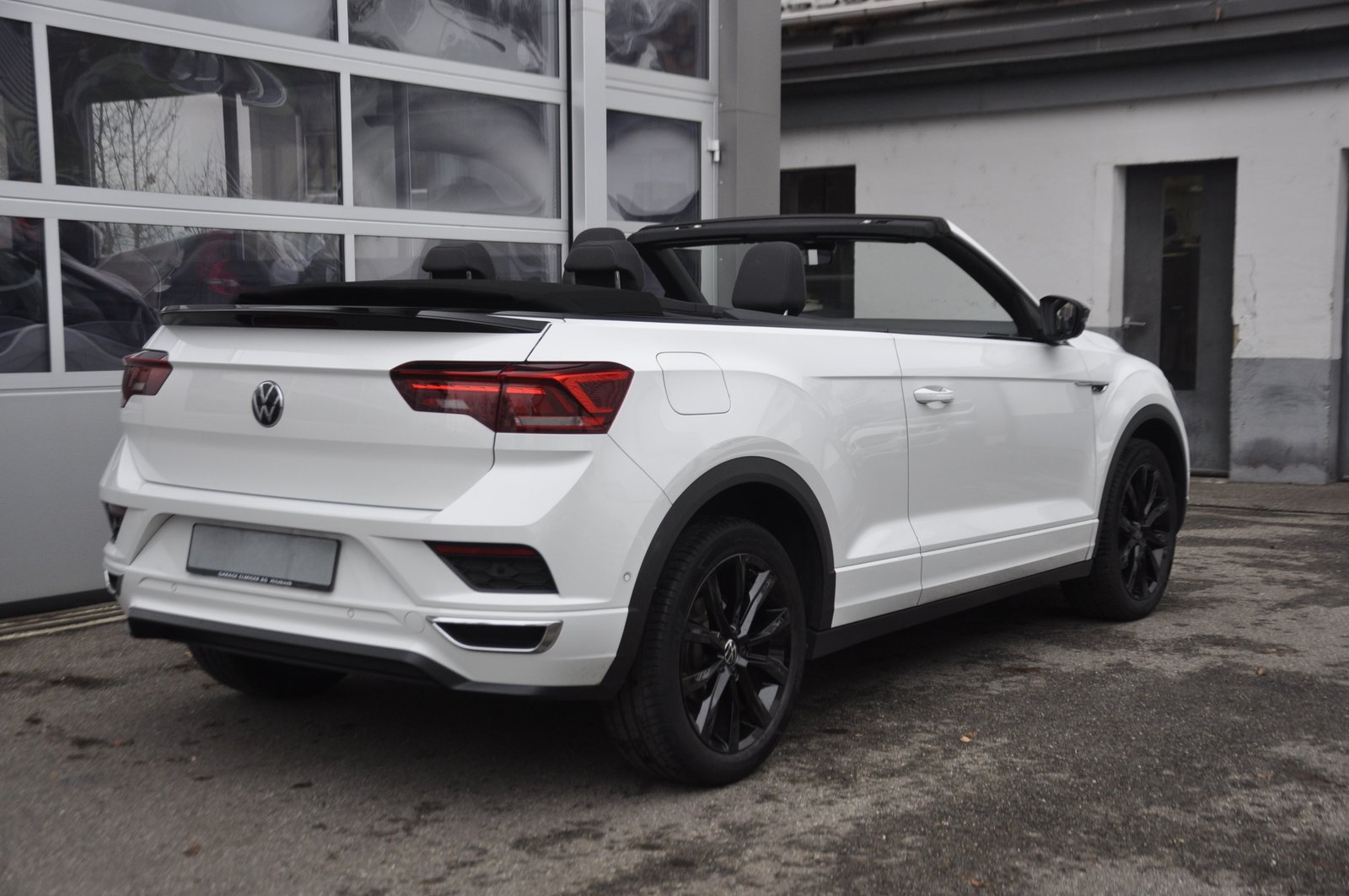 VW T-Roc Cabriolet 1.5 TSI EVO Black White DSG, Benzina, Occasioni / Usate, Automatico - 2