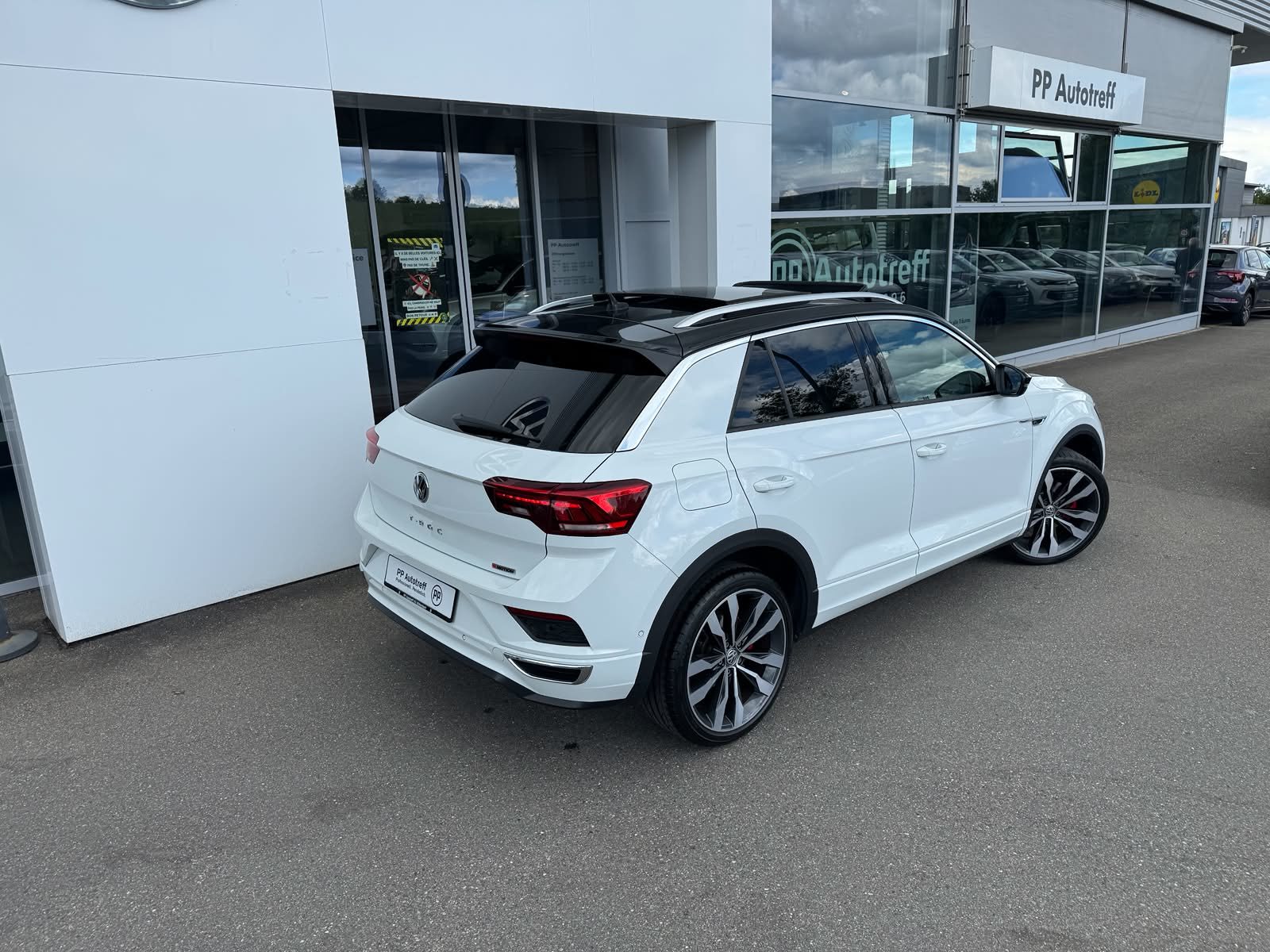 VW T-Roc Sport, Benzina, Occasioni / Usate, Automatico - 4
