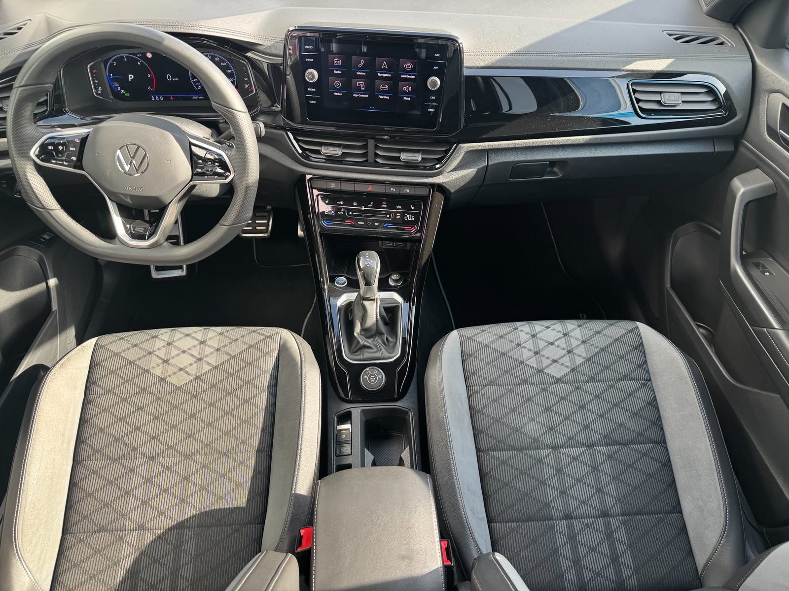 VW T-Roc PA R-Line, Diesel, Occasion / Gebraucht, Automatik - 7