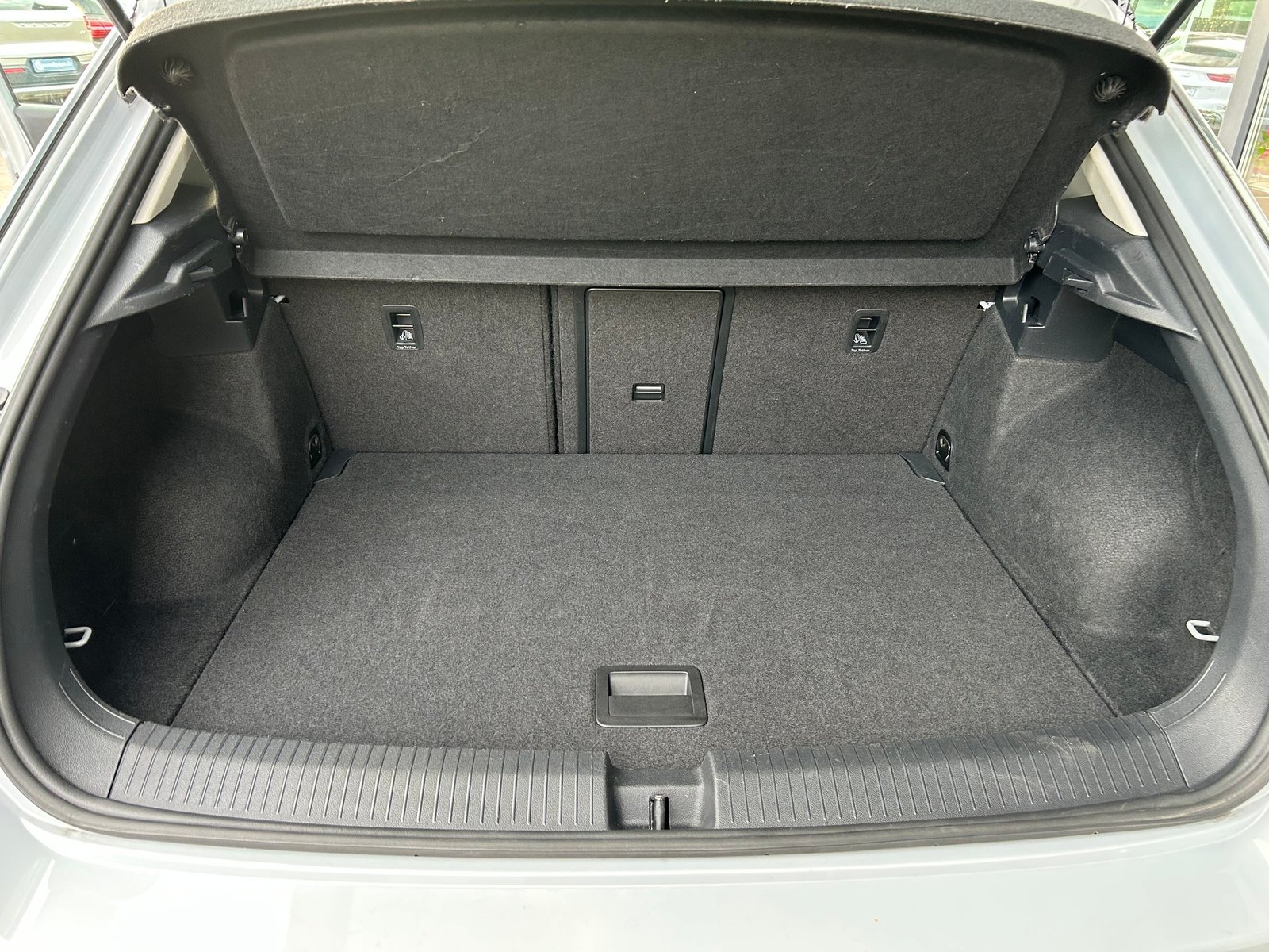 VW T-Roc 1.0 TSI Advance, Benzin, Occasion / Gebraucht, Handschaltung - 7