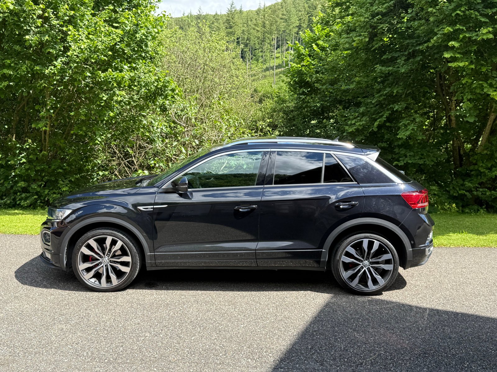 VW T-Roc 2.0 TSI Sport DSG 4Motion, Benzin, Occasion / Gebraucht, Automatik - 2