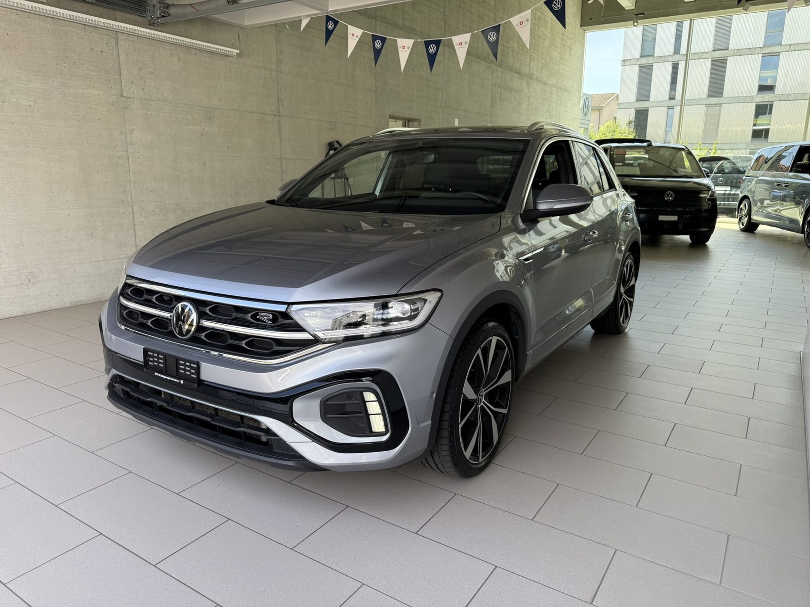 VW T-Roc PA R-Line, Benzin, Occasion / Gebraucht, Automatik - 3