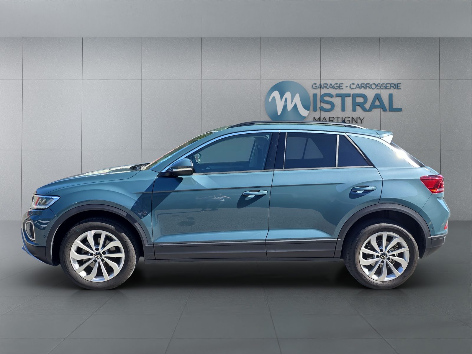 VW T-Roc 1.5 TSI Life United DSG, Petrol, Second hand / Used, Automatic - 2