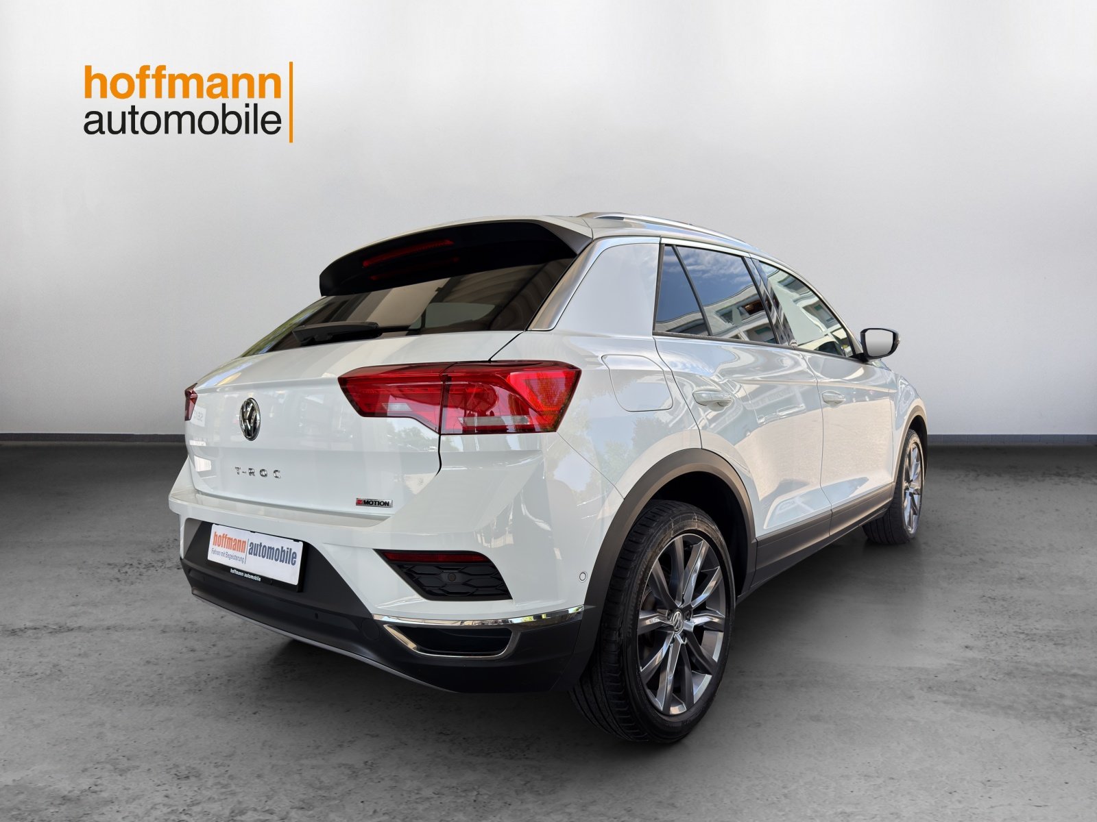 VW T-Roc 2.0 TSI Advance DSG 4Motion, Petrol, Second hand / Used, Automatic - 4