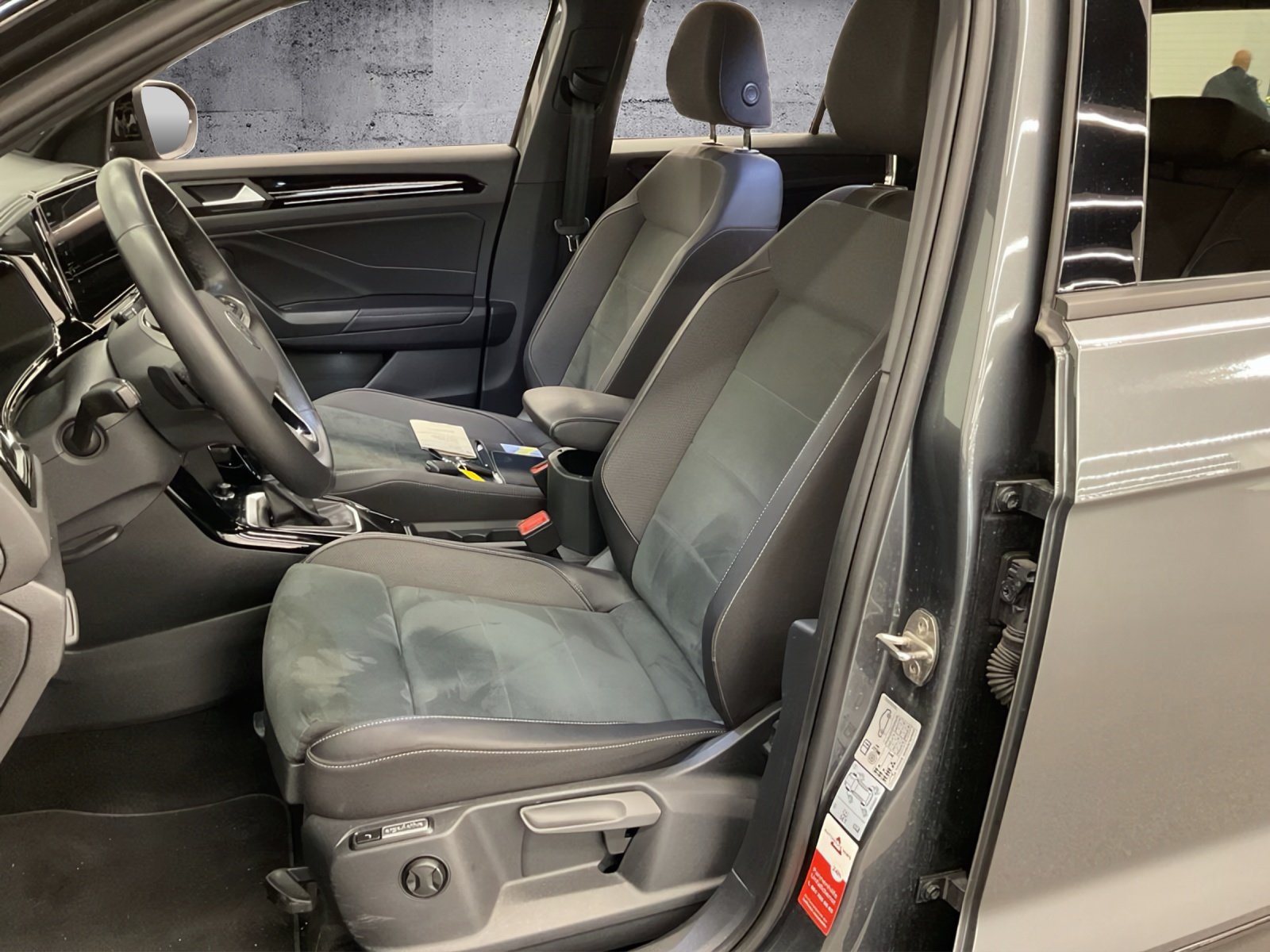 VW T-Roc 1.5 TSI Style DSG, Benzin, Occasion / Gebraucht, Automatik - 4