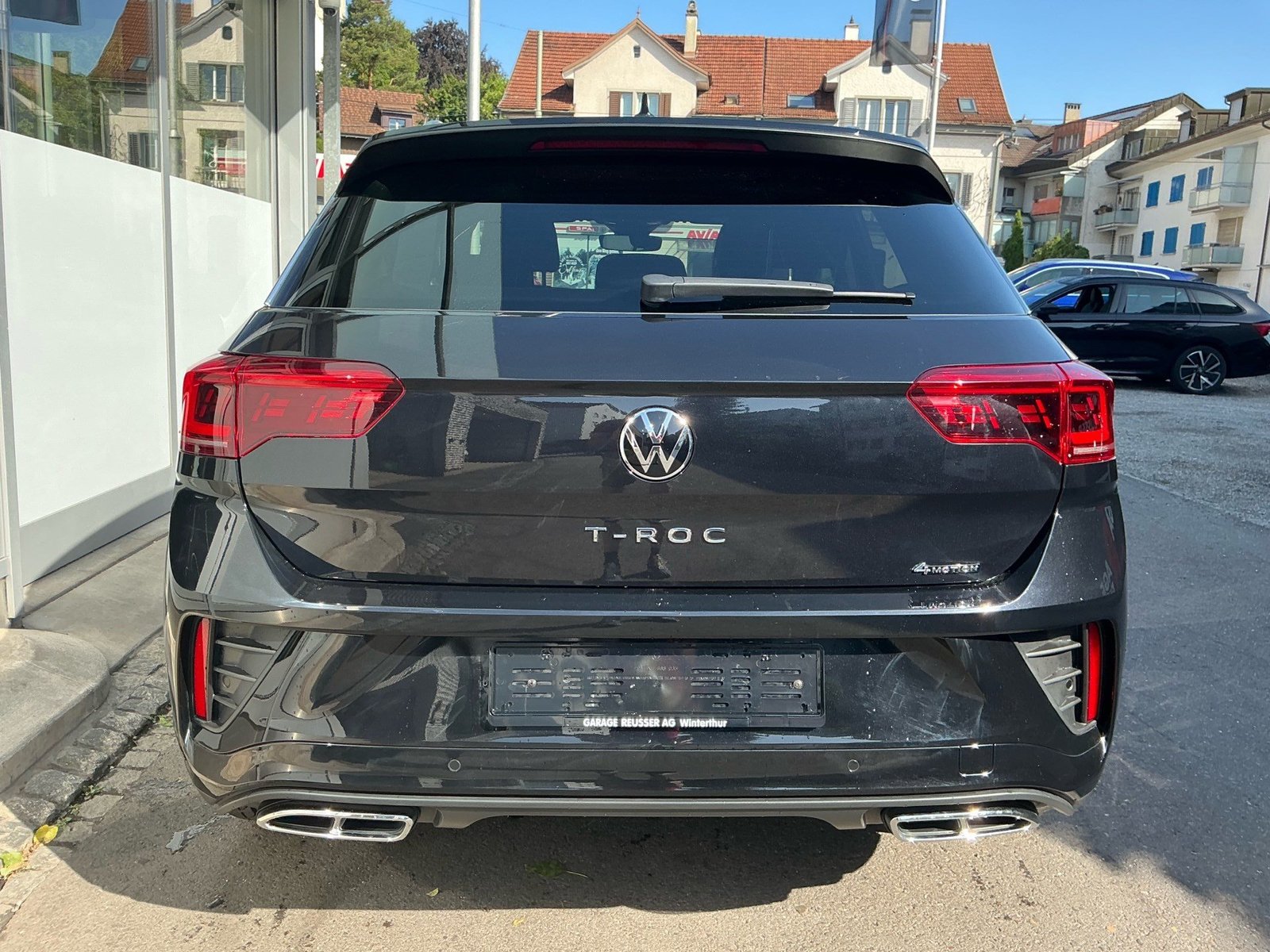 VW T-Roc R-LINE 4MOTION *** PANORAMAGLASDACH ANHÄNGEKUPPLU, Petrol, Second hand / Used, Automatic - 5