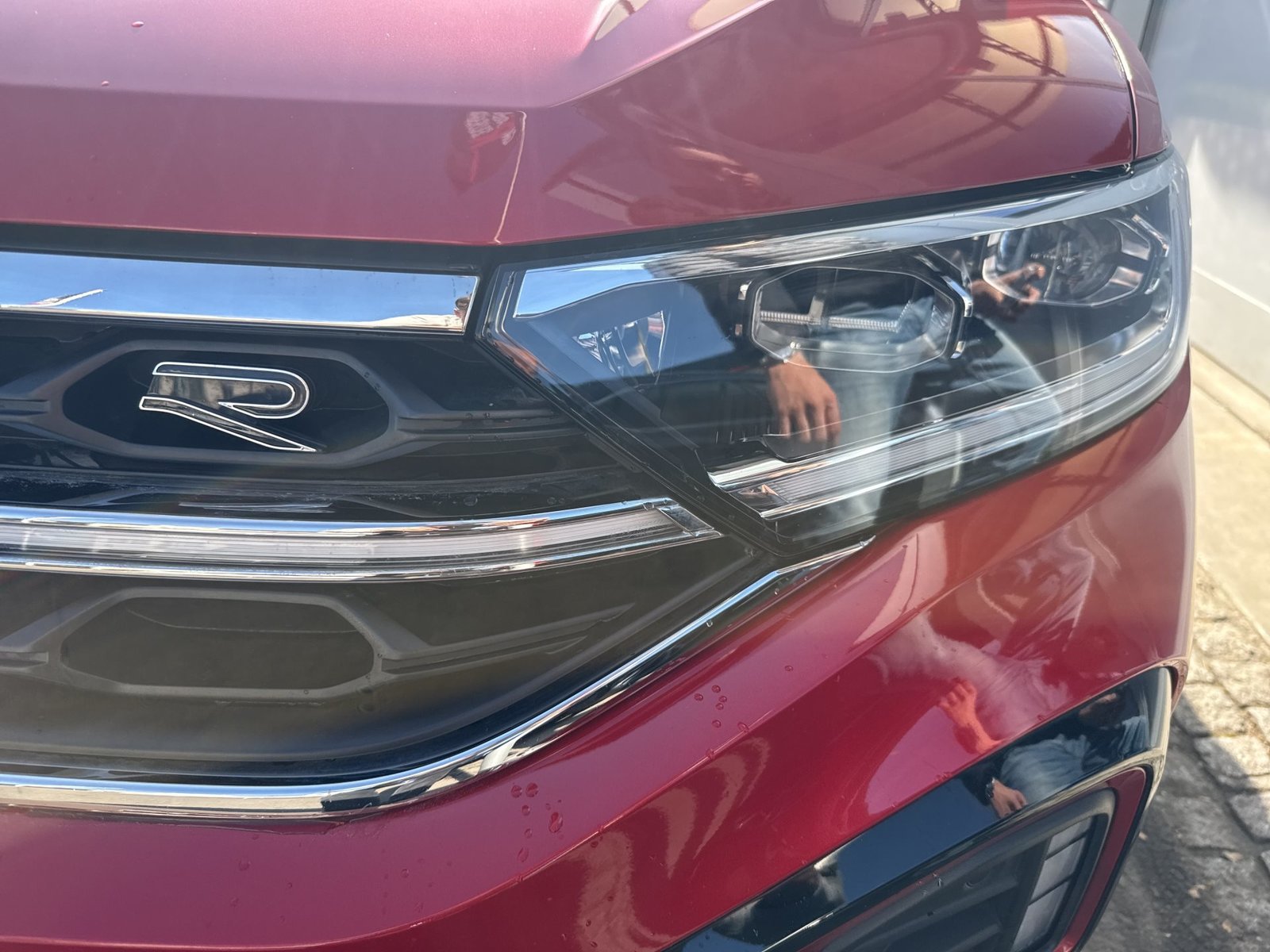 VW T-Roc R-Line 4Motion *** TRAUM IN KINGS RED ***, Benzina, Occasioni / Usate, Automatico - 7