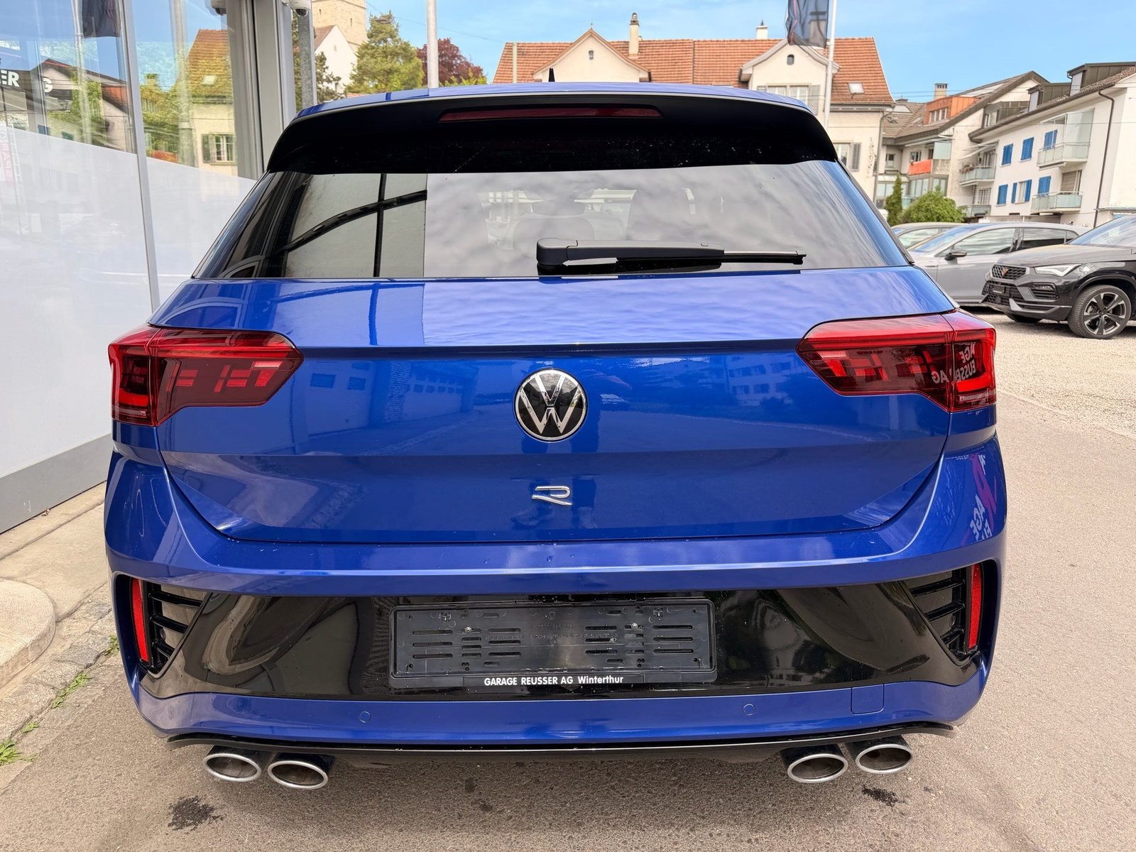 VW T-Roc R 4MOTION BLACK STYLE *** PANORAMAGLASDACH VIELES, Petrol, Second hand / Used, Automatic - 5