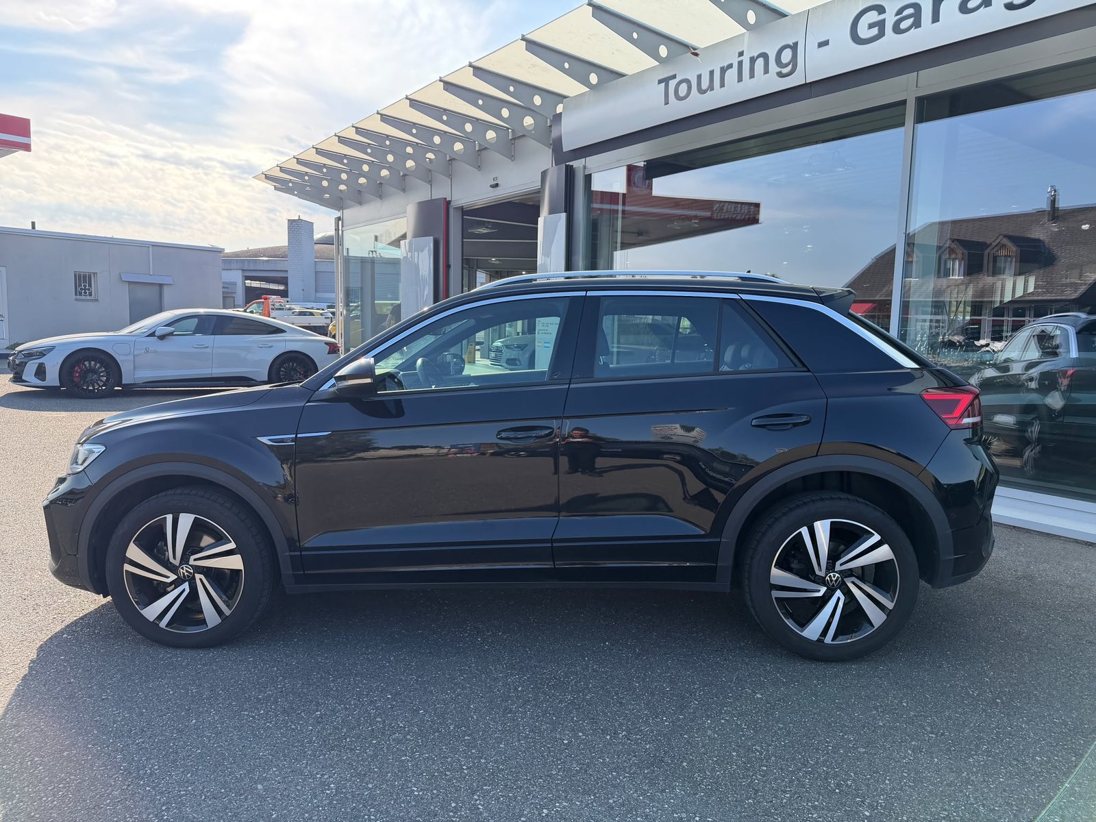 VW T-Roc 2.0 TSI R-Line DSG 4Motion, Benzina, Occasioni / Usate, Automatico - 2