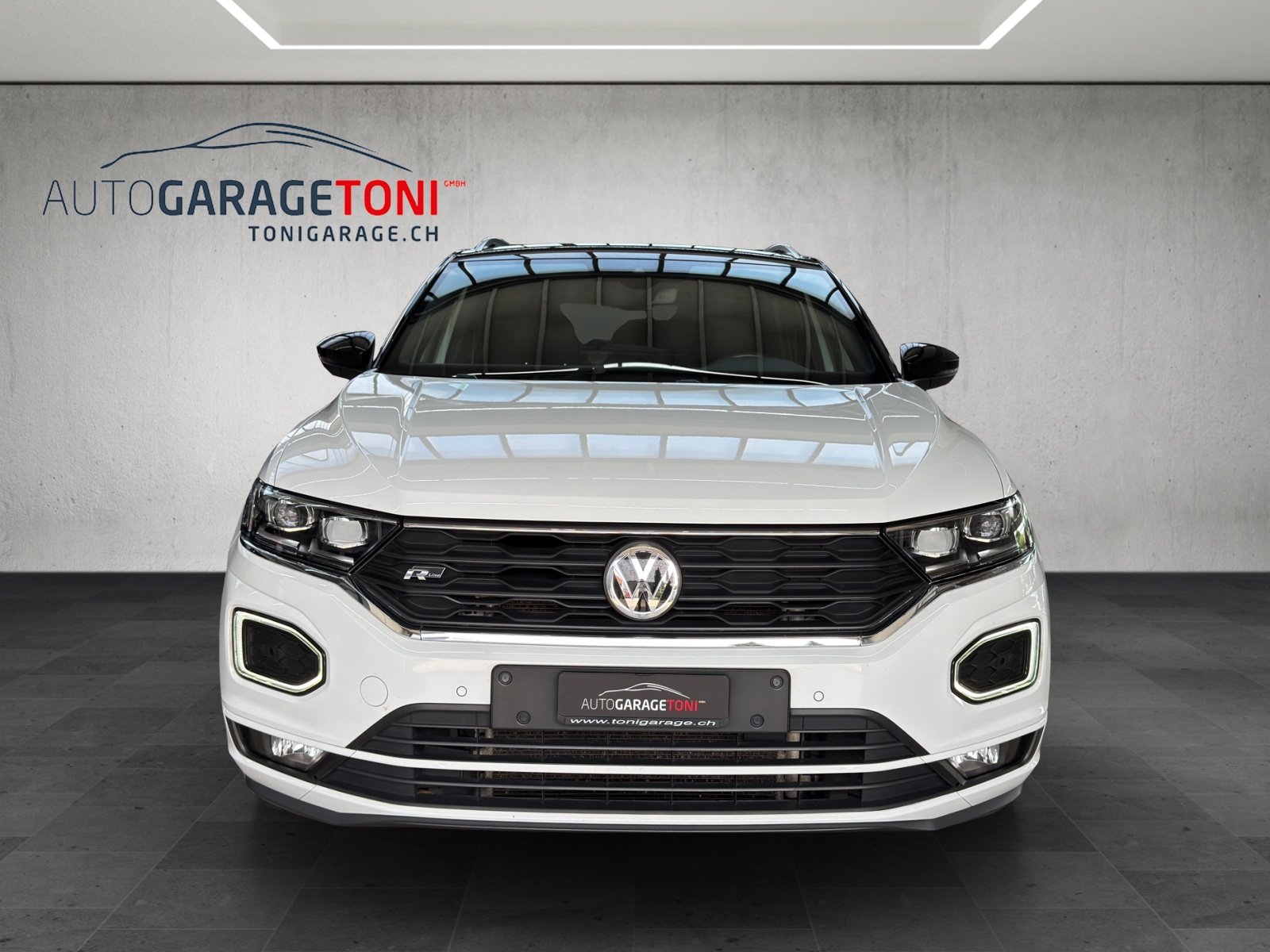 VW T-Roc *R-Line* 2.0 TSI Sport DSG 4Motion, Benzin, Occasion / Gebraucht, Automatik - 3