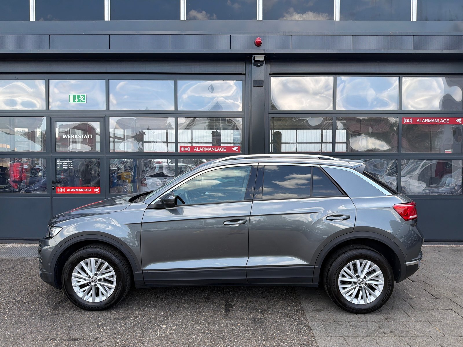VW T-Roc 1.5 TSI EVO Advance, Benzin, Occasion / Gebraucht, Handschaltung - 3