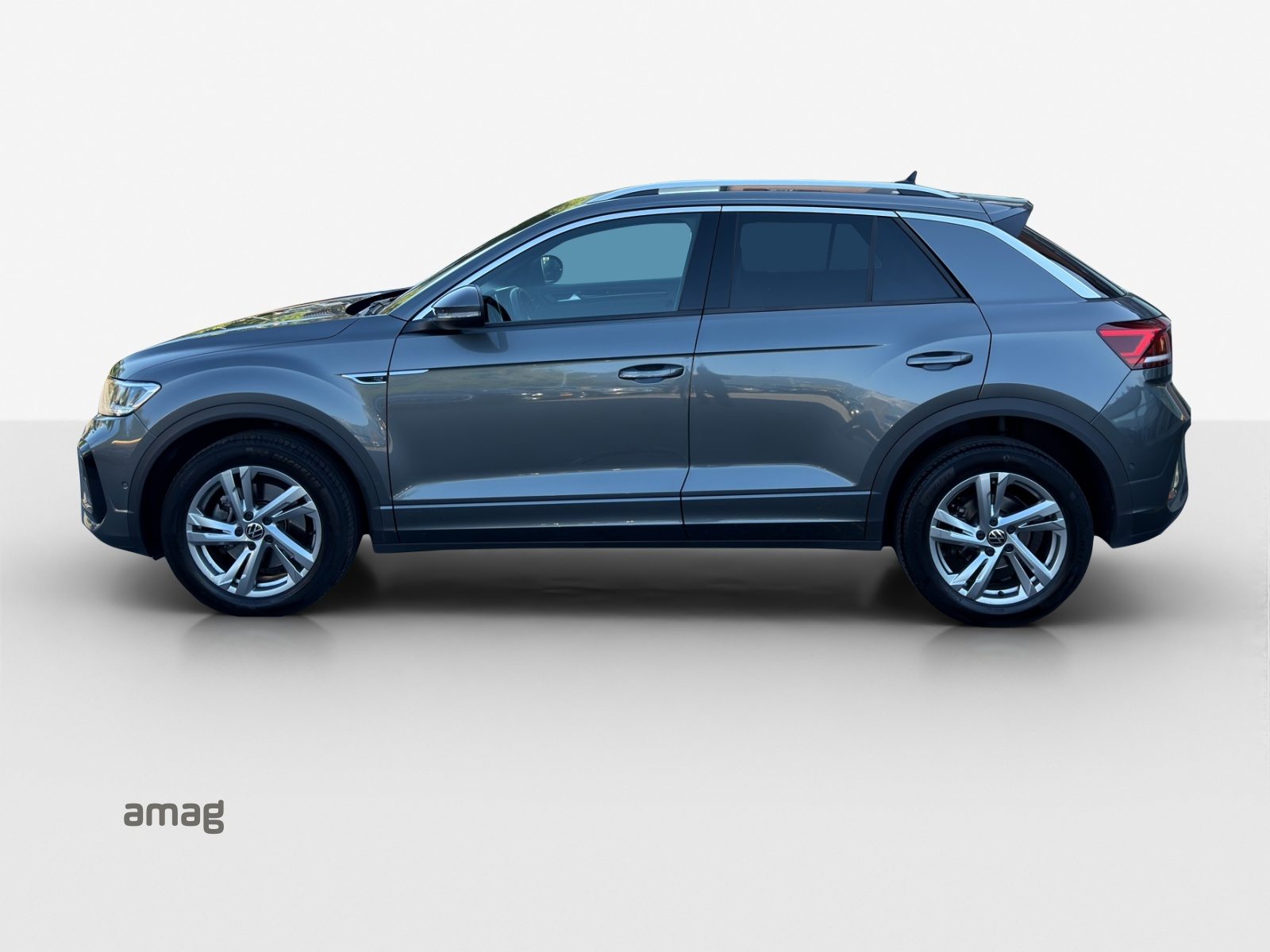 VW T-Roc R-Line, Petrol, Second hand / Used, Automatic - 2