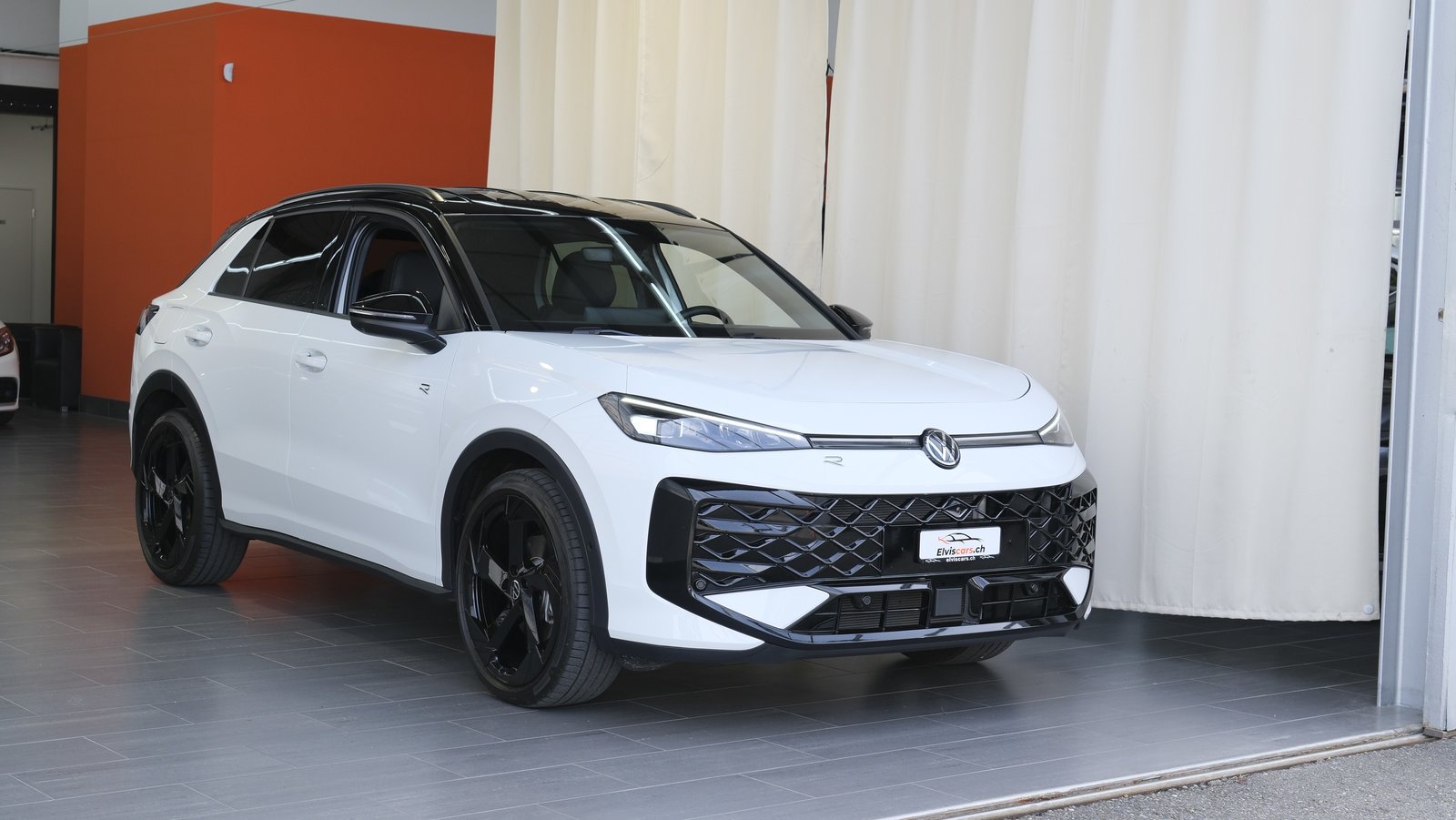 VW T-Roc 1.5 eTSI mHEV R-Line DSG Black Style, Hybride Léger Essence/Électricité, Occasion / Utilisé, Automatique - 2