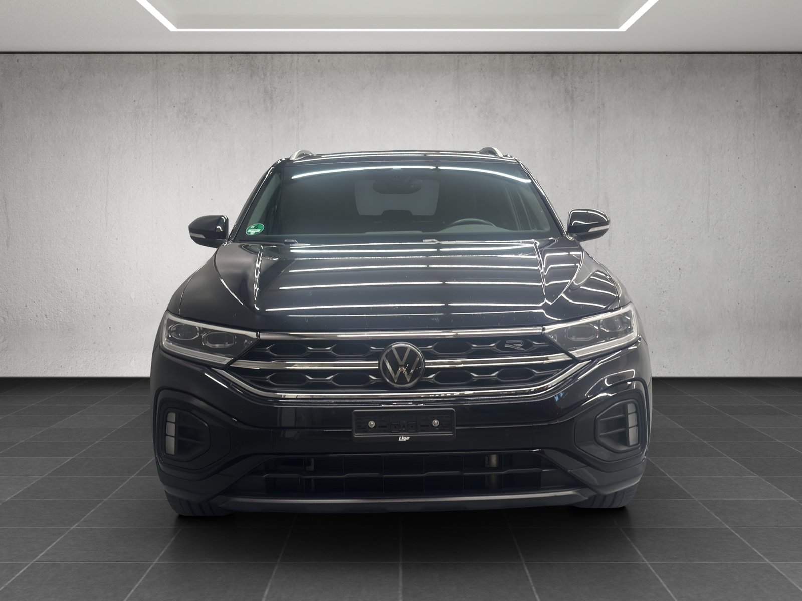 VW T-Roc 2.0 TSI R-Line DSG 4Motion, Benzin, Occasion / Gebraucht, Automatik - 2