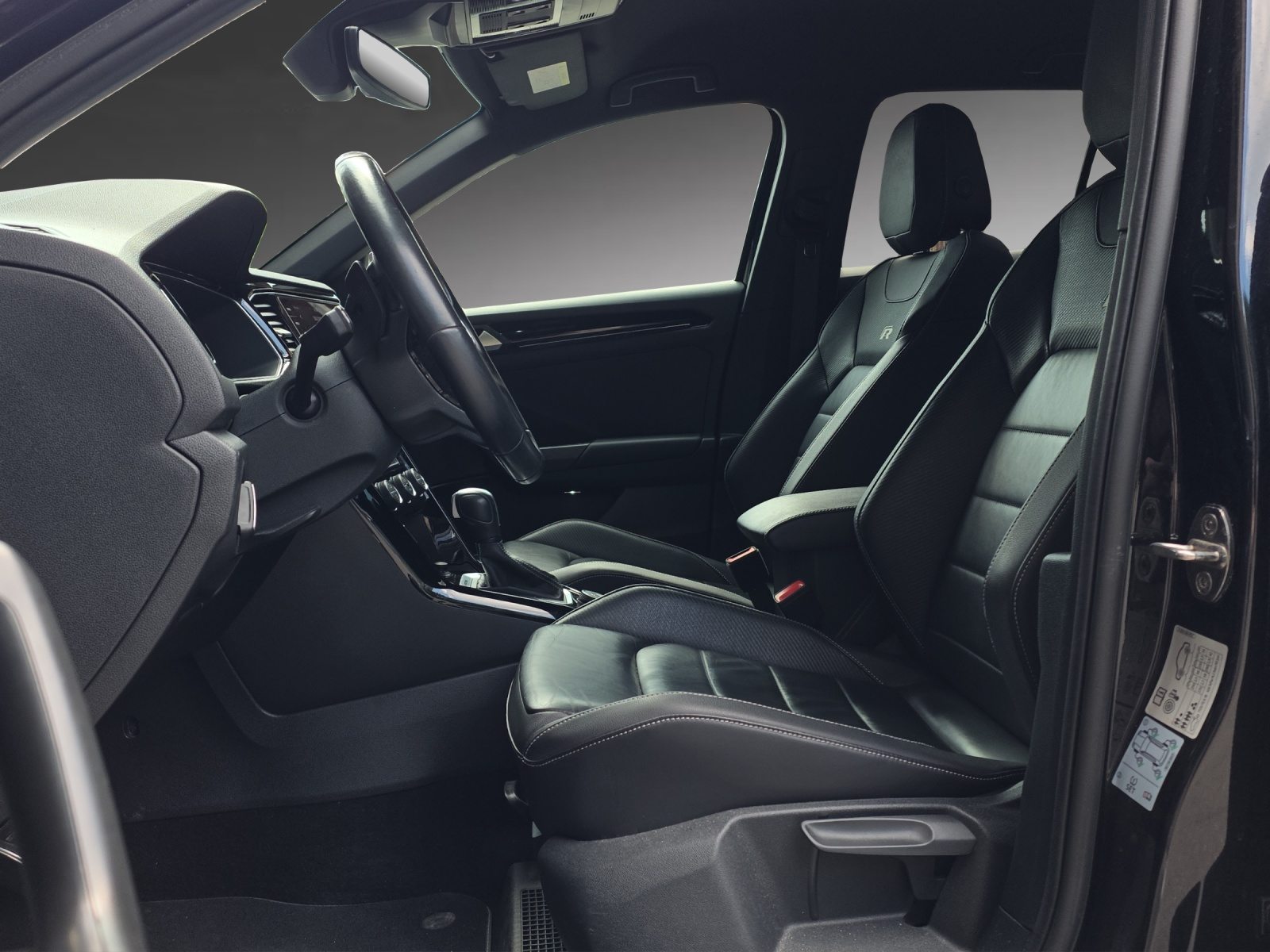 VW T-Roc R, Essence, Occasion / Utilisé, Automatique - 6