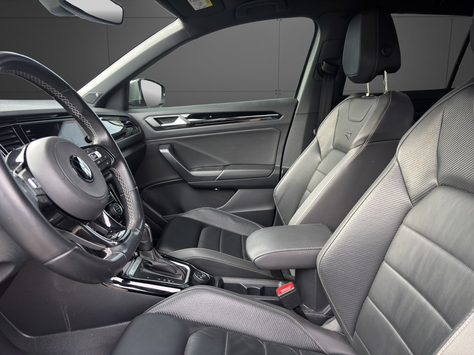 VW T-Roc 2.0 TSI R DSG 4Motion, Benzin, Occasion / Gebraucht, Automatik - 3