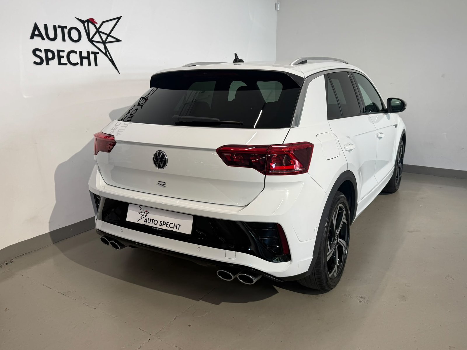 VW T-Roc 2.0 TSI R DSG 4Motion, Benzina, Occasioni / Usate, Automatico - 5