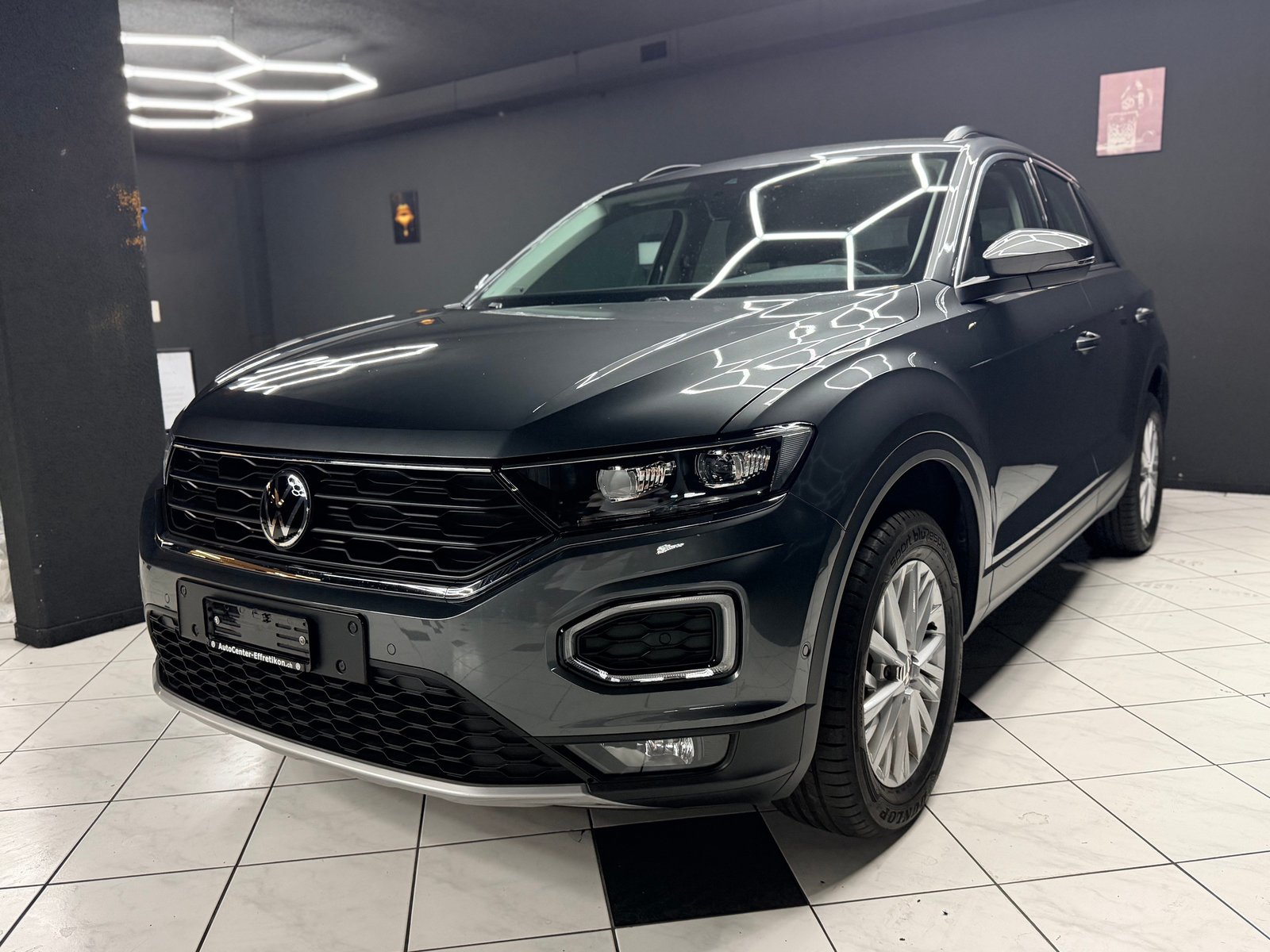 VW T-Roc 1.0 TSI Advance, Benzin, Occasion / Gebraucht, Handschaltung - 2