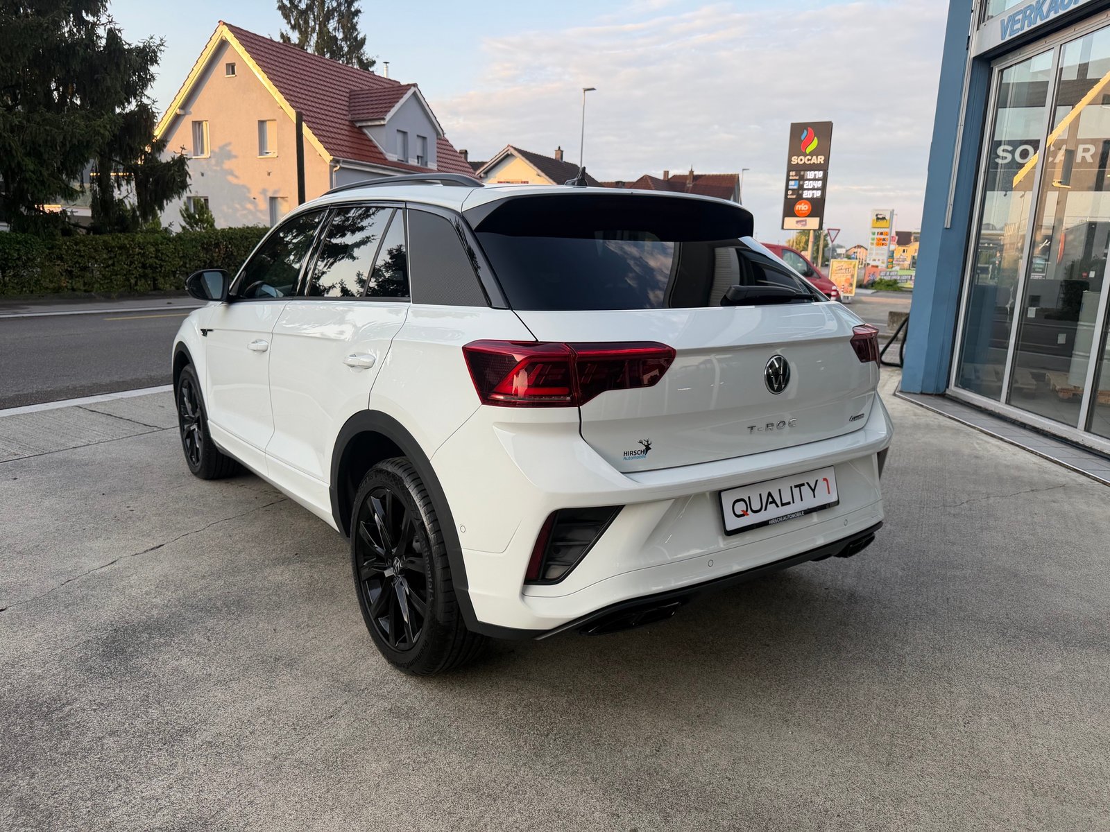 VW T-Roc 2.0 TSI R-Line DSG 4Motion, Benzina, Occasioni / Usate, Automatico - 5