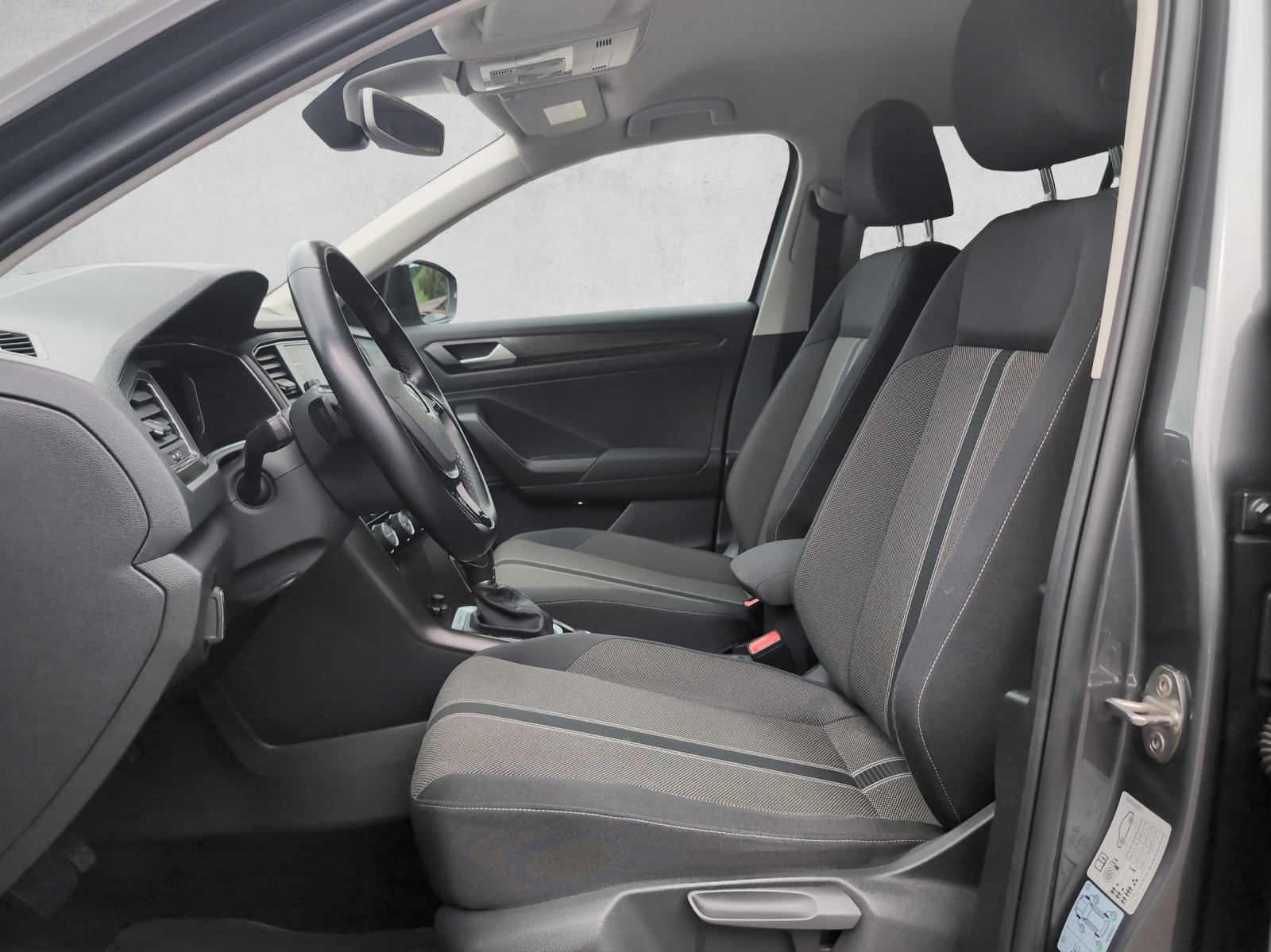 VW T-Roc 1.5 TSI EVO Advance DSG 4Motion, Benzin, Occasion / Gebraucht, Automatik - 6