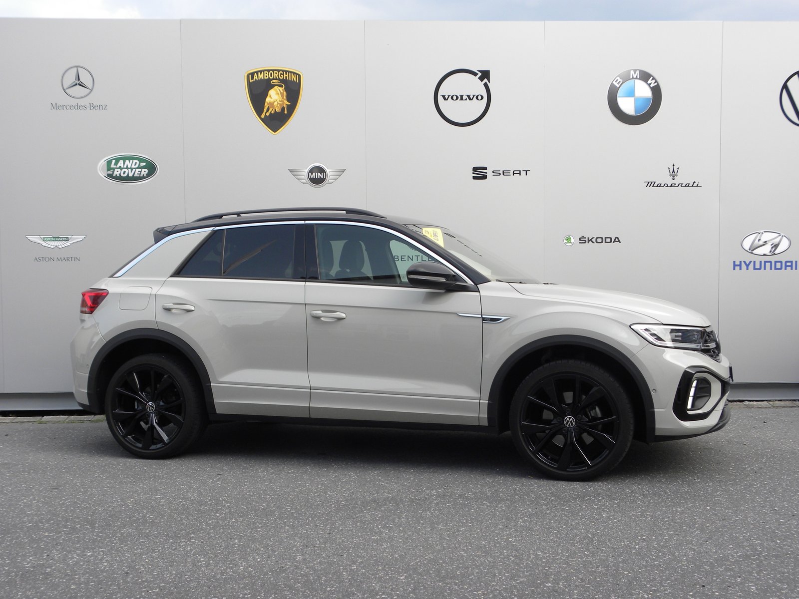 VW T-Roc 2.0 TSI R-Line DSG 4Motion, Petrol, Second hand / Used, Automatic - 5