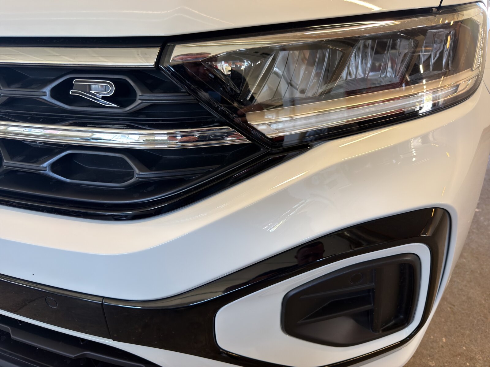 VW T-Roc 2.0 TSI R-Line DSG 4Motion*TOP ZUSTAND*NUR 26000 KM, Essence, Occasion / Utilisé, Automatique - 3