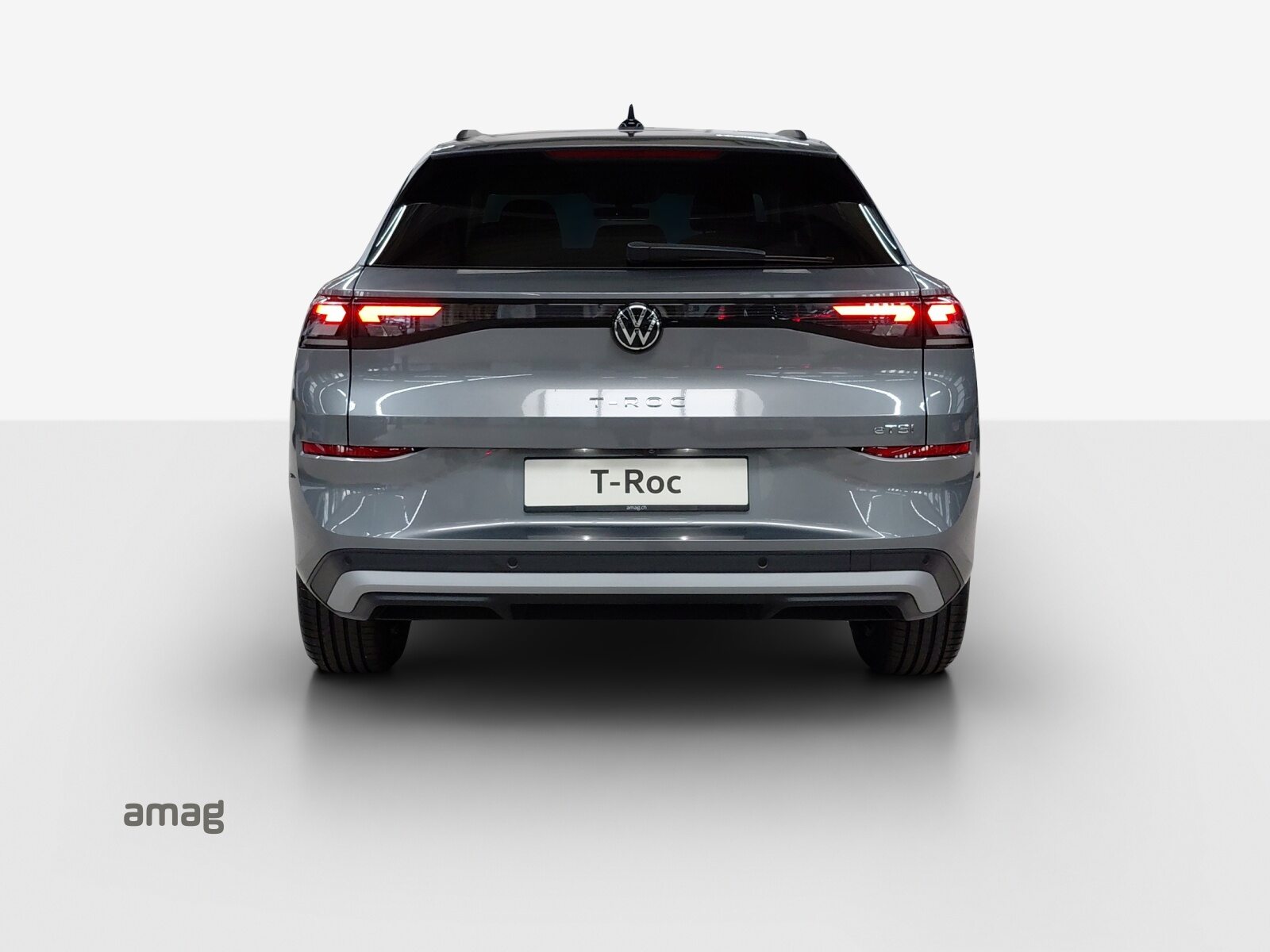 VW T-Roc NF Life, Petrol, Second hand / Used, Automatic - 4