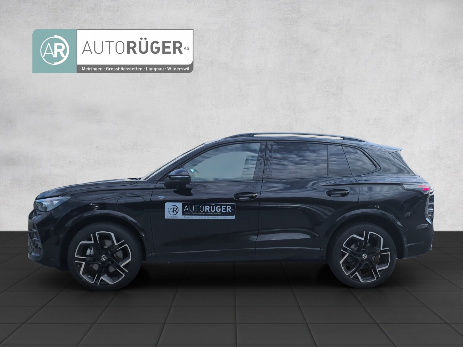 VW T-Roc 2.0 TDI SCR R-Line 4Motion DSG, Diesel, Second hand / Used, Automatic - 3