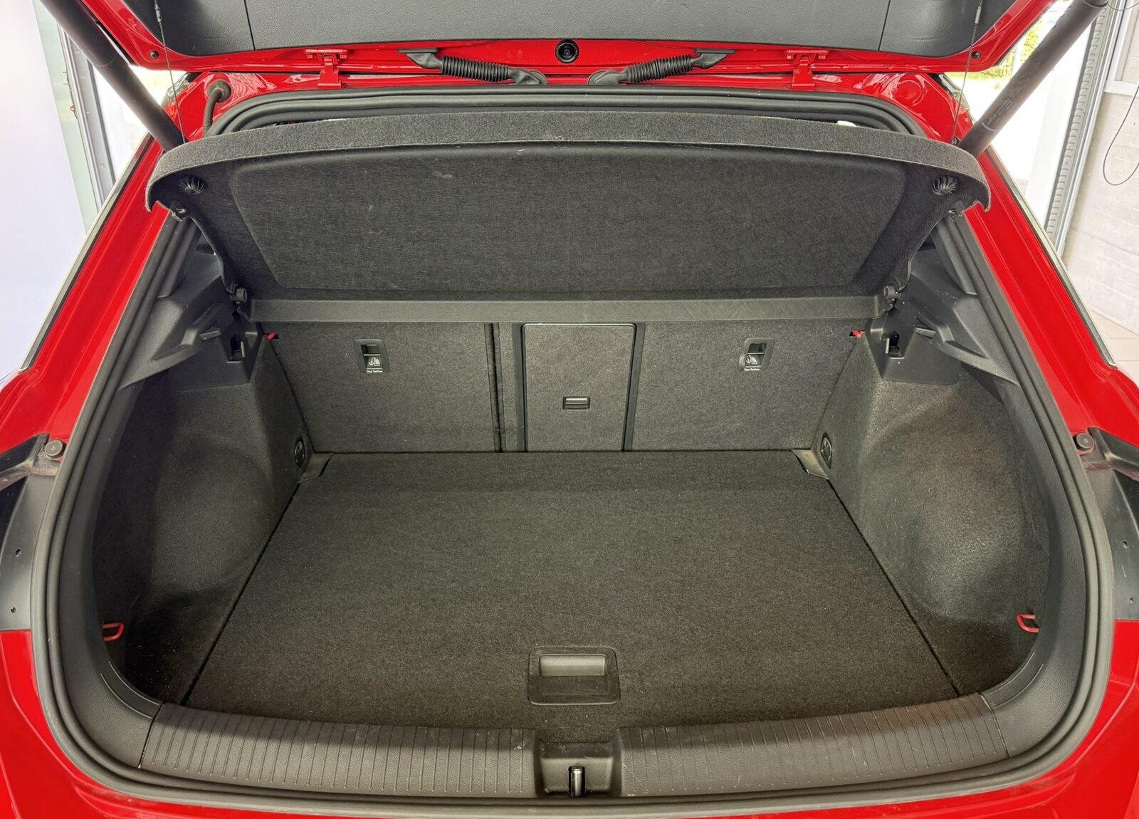 VW T-Roc Sport, Essence, Occasion / Utilisé, Automatique - 7
