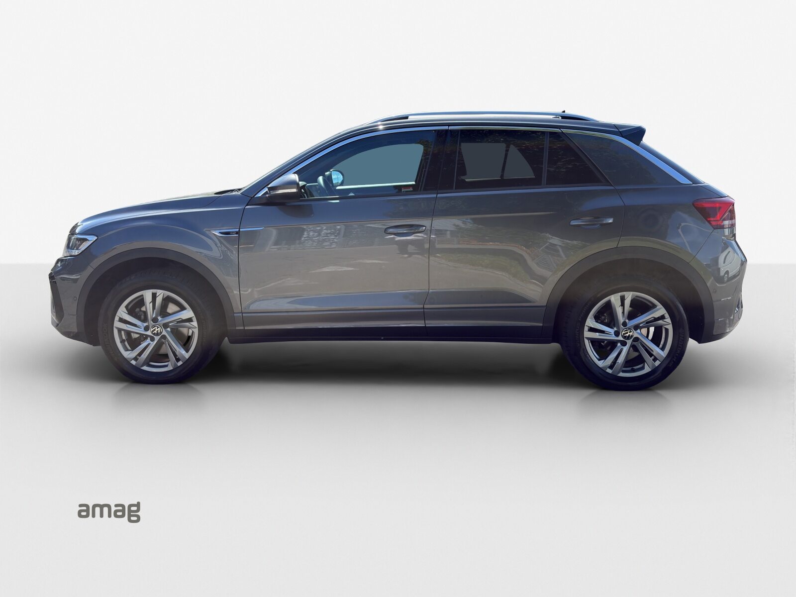 VW T-Roc R-Line, Petrol, Second hand / Used, Automatic - 2