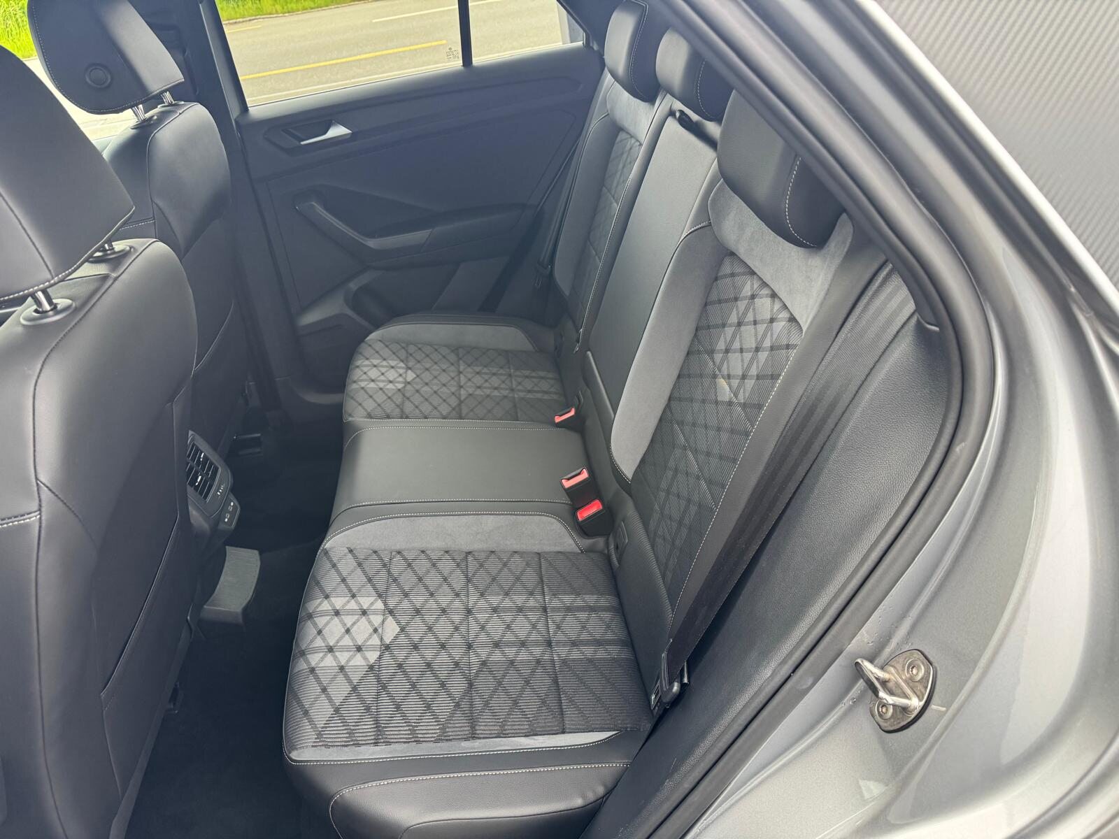 VW T-Roc R-Line, Benzina, Occasioni / Usate, Automatico - 6