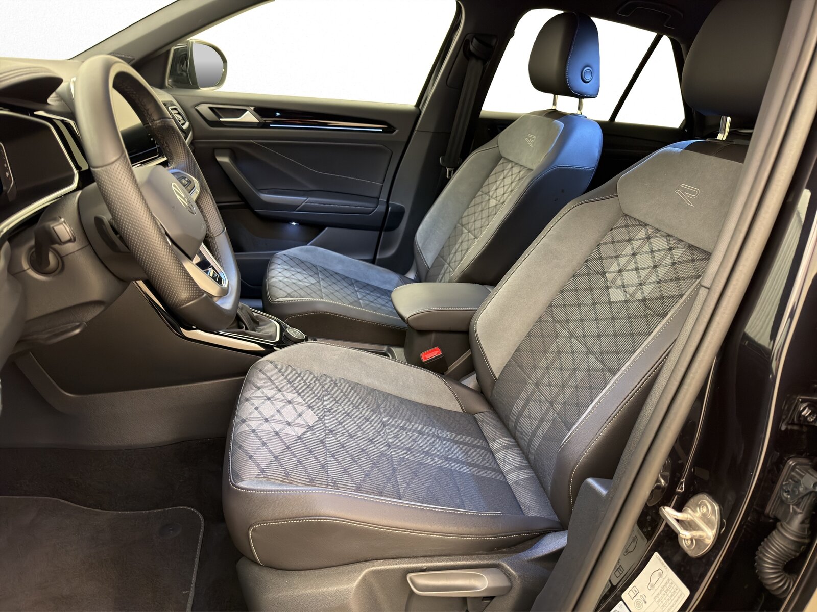 VW T-Roc 2.0 TSI R-Line DSG 4motion, Essence, Occasion / Utilisé, Automatique - 4