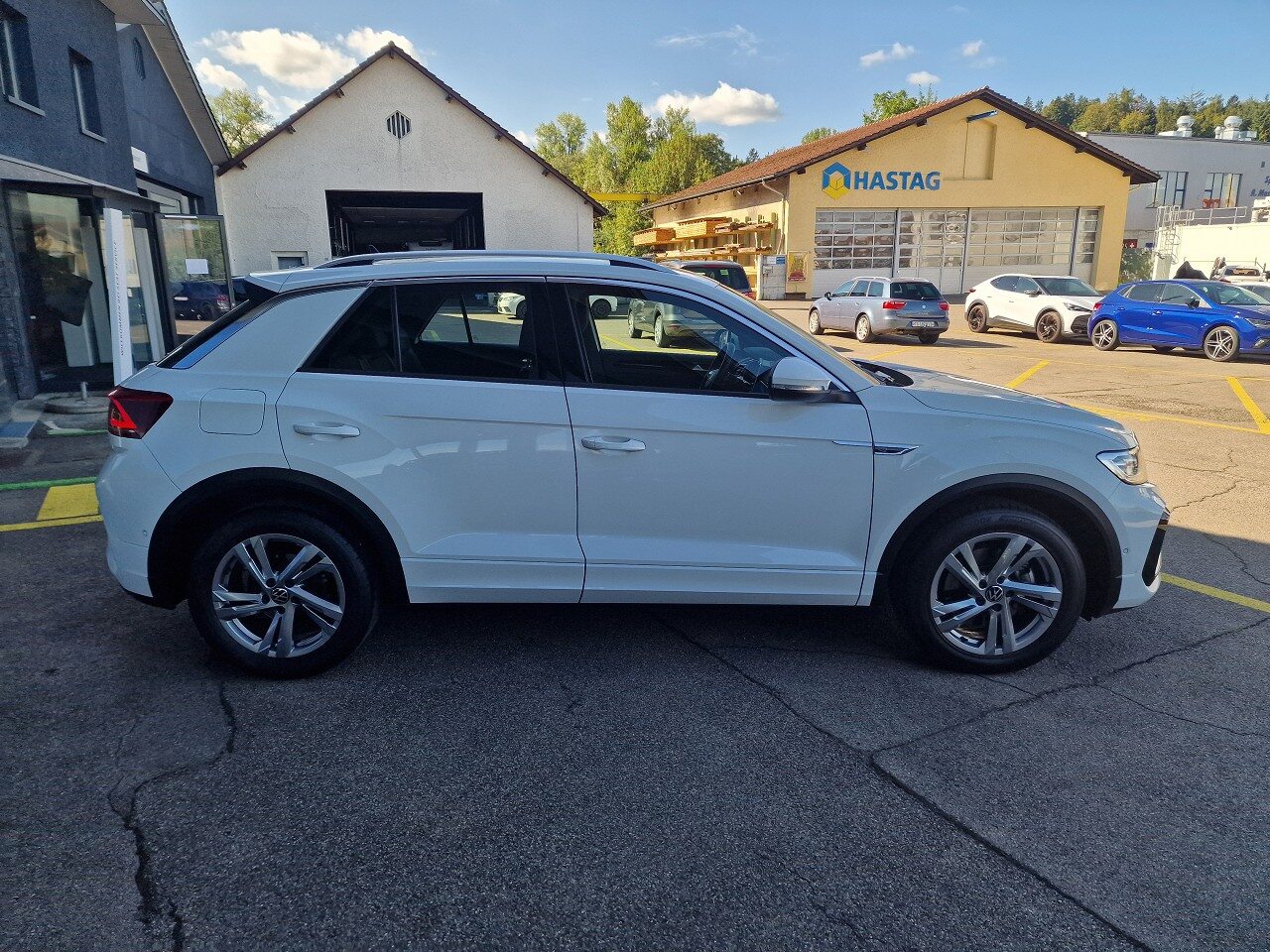 VW T-Roc R-Line, Petrol, Second hand / Used, Automatic - 7