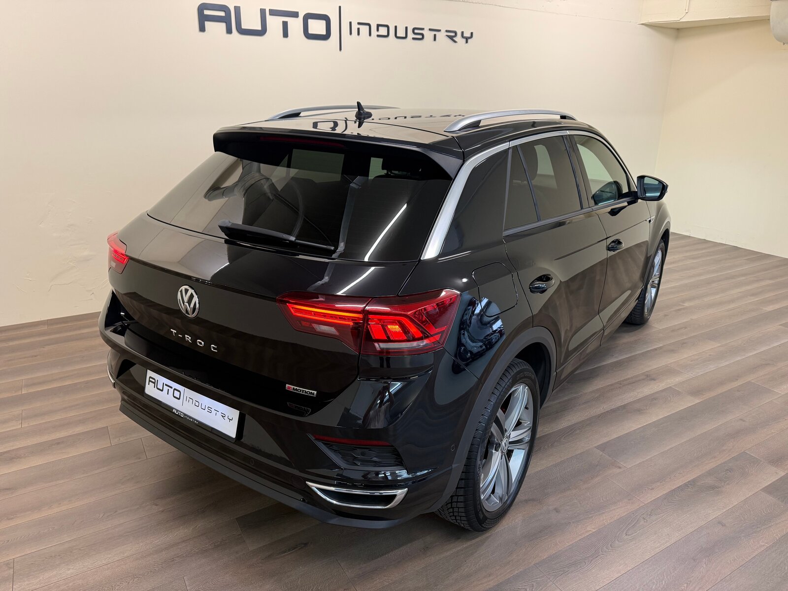 VW T-Roc 1.5 TSI R-Line EVO Sport DSG 4Motion, Benzin, Occasion / Gebraucht, Automatik - 5