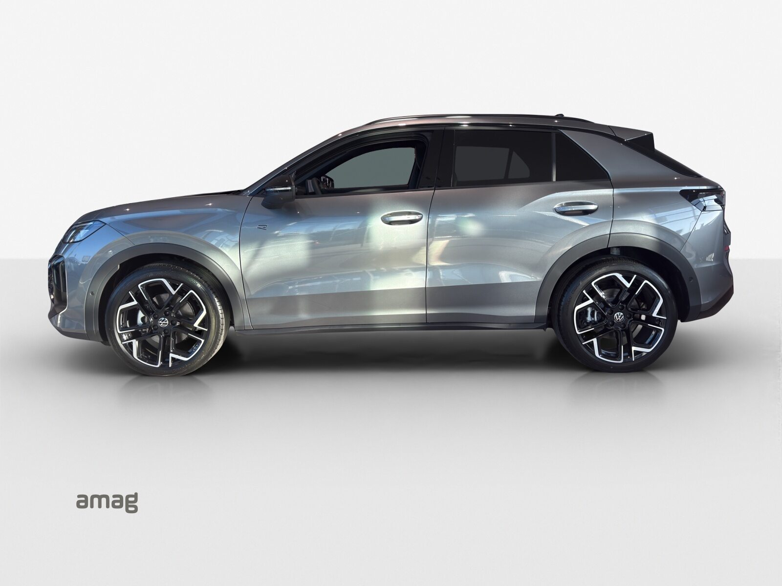VW T-Roc NF R-Line, Petrol, Ex-demonstrator, Automatic - 2