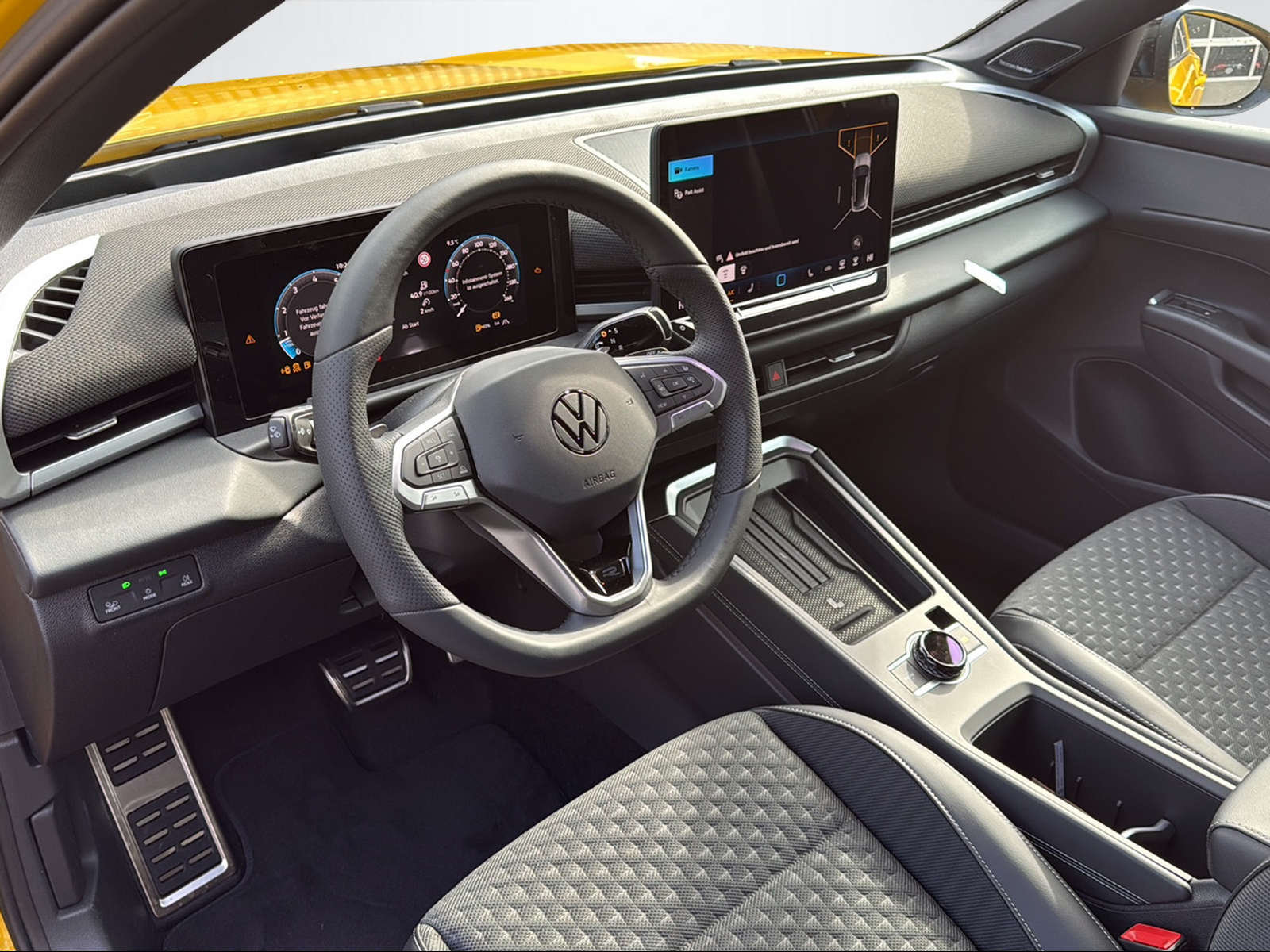 VW T-Roc 1.5 eTSI R-Line DSG, Hybride Léger Essence/Électricité, Voiture de démonstration, Automatique - 6