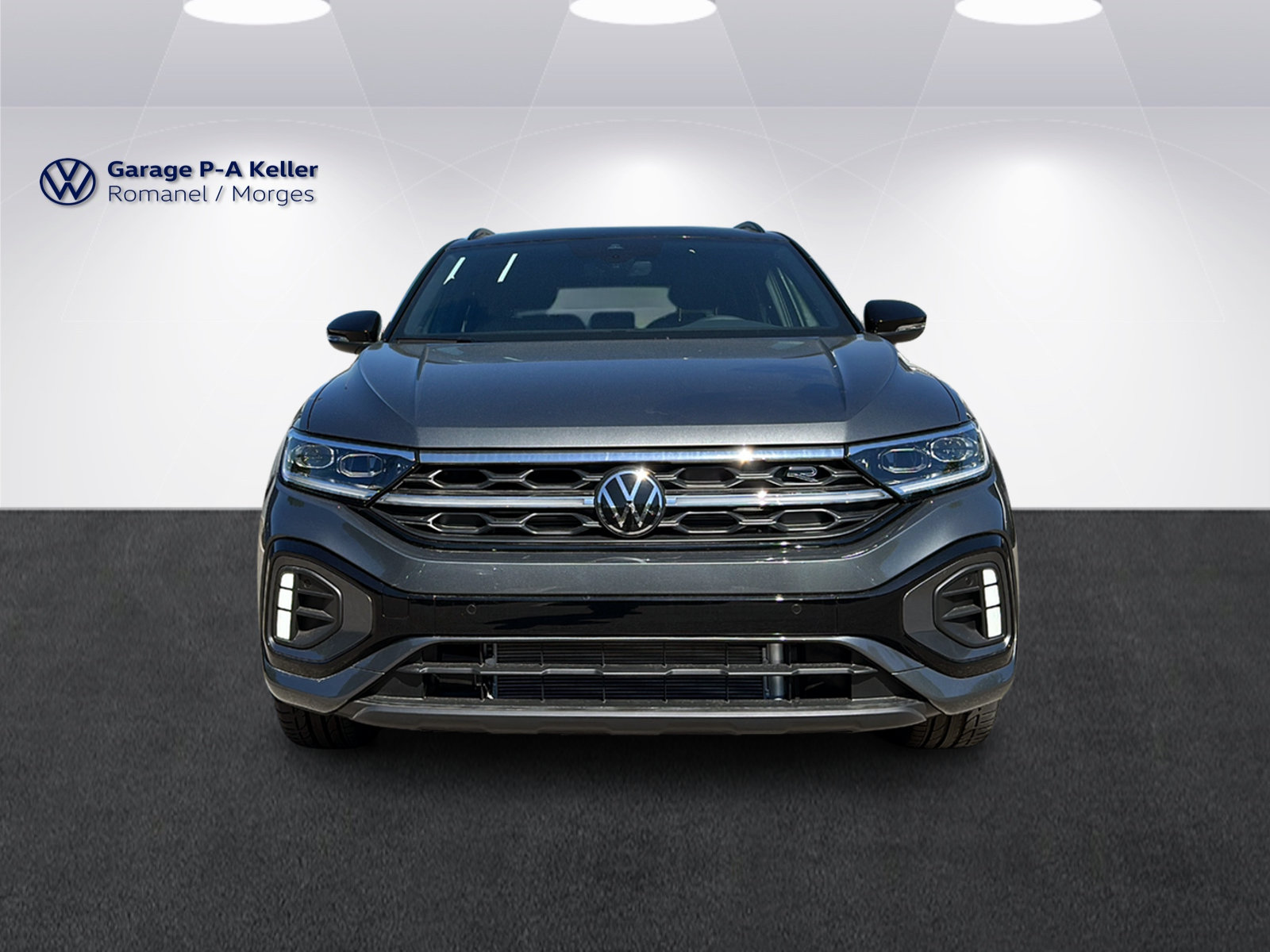 VW T-Roc 2.0 TSI R-Line DSG 4Motion, Benzin, Vorführwagen, Automatik - 2
