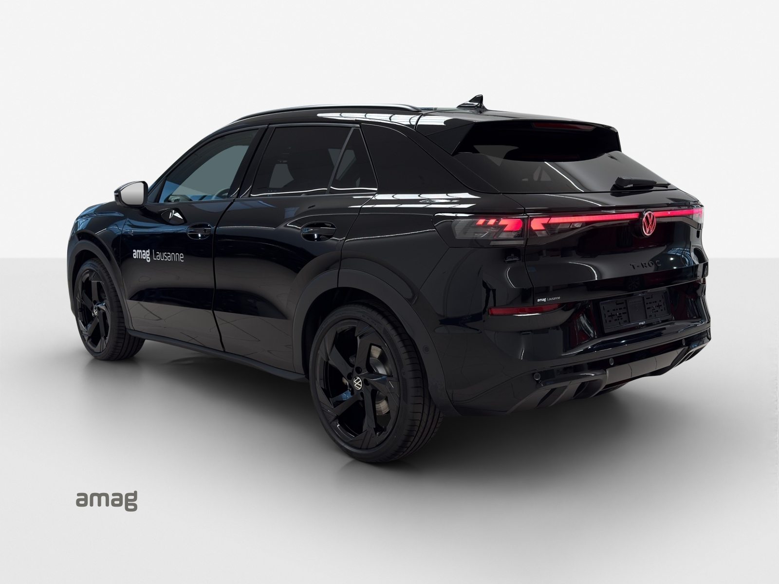 VW T-Roc NF R-Line, Petrol, Ex-demonstrator, Automatic - 3
