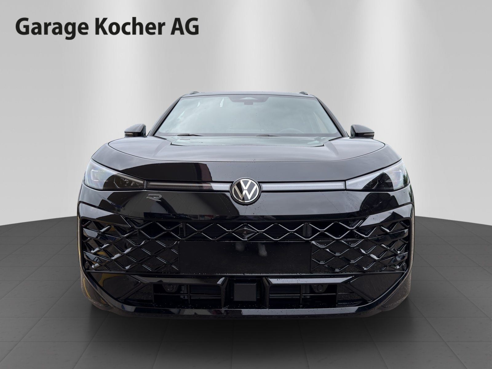 VW T-Roc NF R-Line, Benzin, Vorführwagen, Automatik - 2