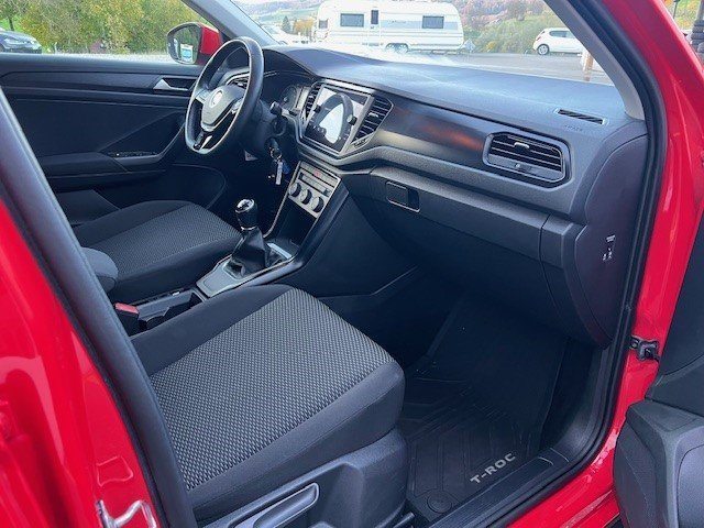 VW T-Roc 1.0 TSI Value, Benzin, Occasion / Gebraucht, Handschaltung - 3
