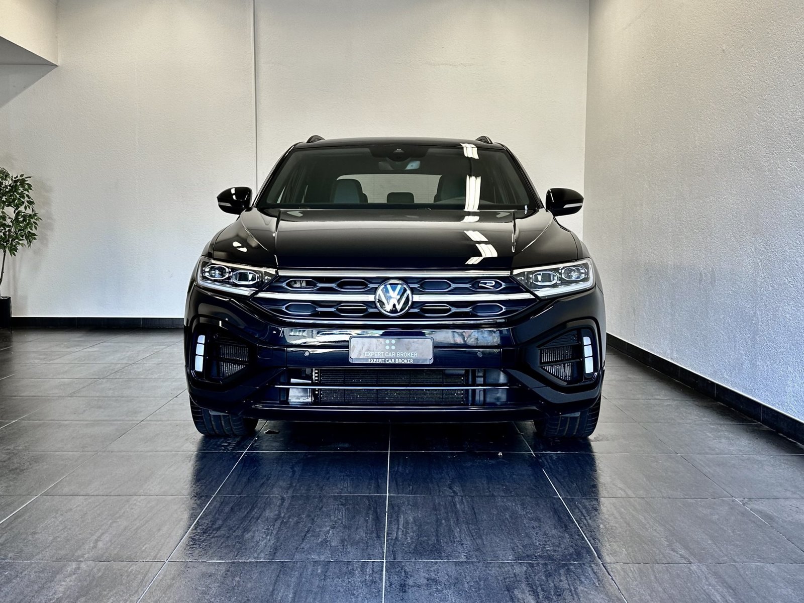 VW T-Roc R Akrapovič 4Motion 2.0 TSI, Benzin, Occasion / Gebraucht, Automat - 3