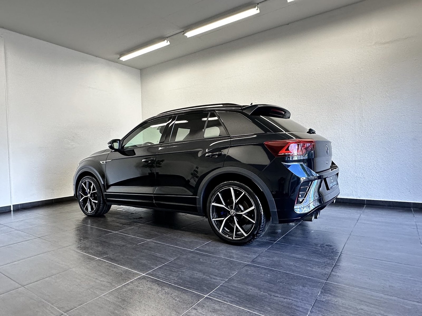 VW T-Roc R Akrapovič 4Motion 2.0 TSI, Benzin, Occasion / Gebraucht, Automat - 6