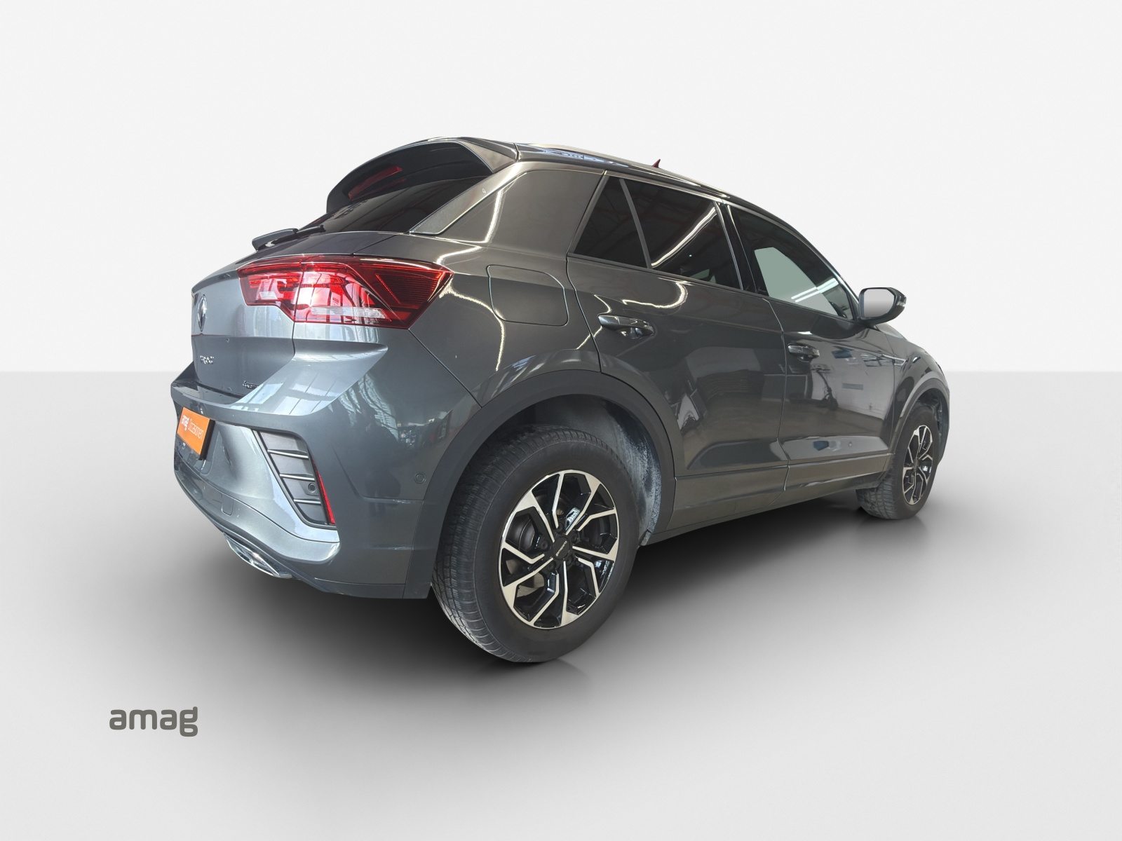 VW T-Roc R-Line, Petrol, Second hand / Used, Automatic - 5