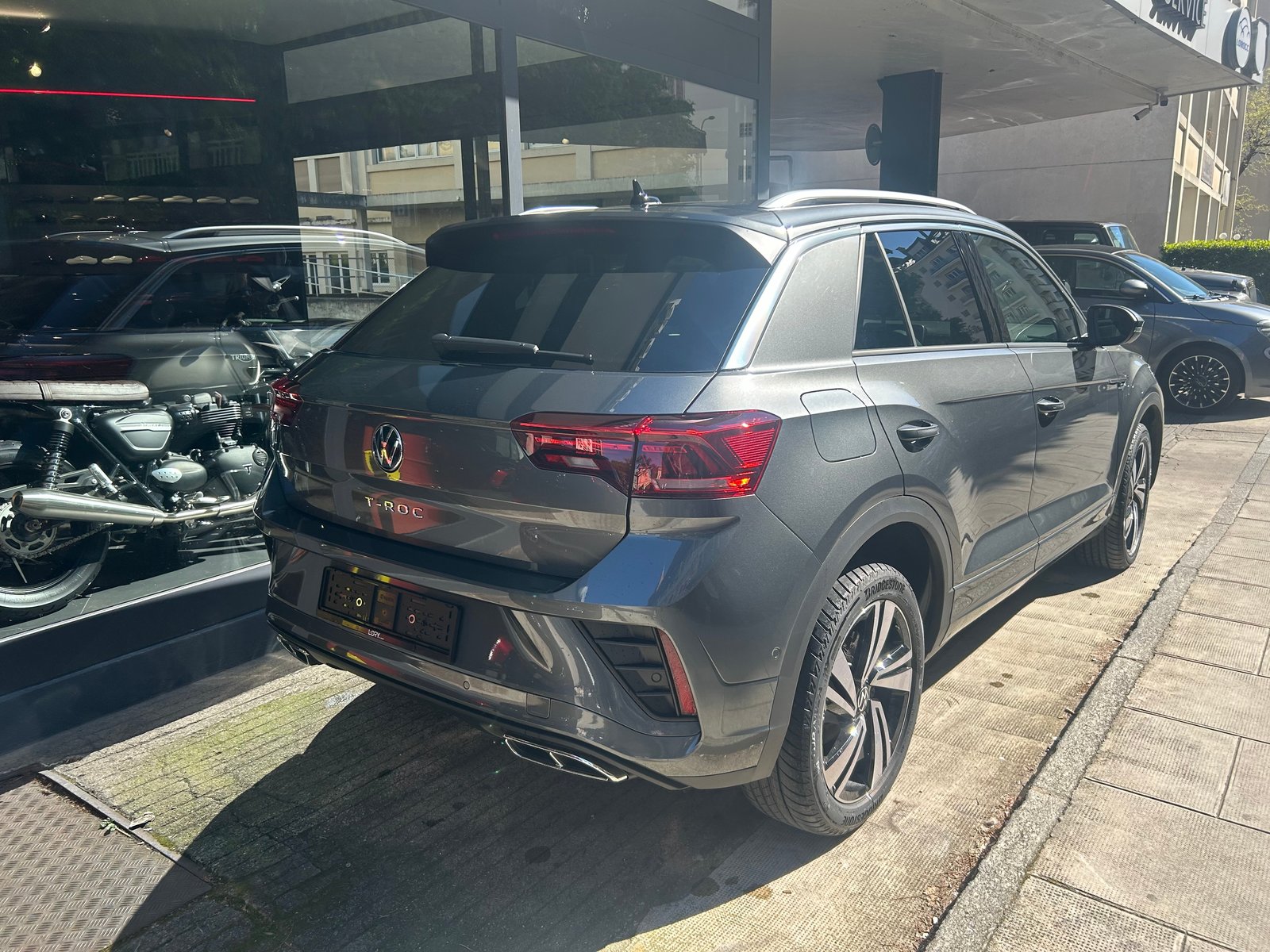 VW T-Roc 1.5 TSI R-Line DSG, Petrol, Ex-demonstrator, Automatic - 4