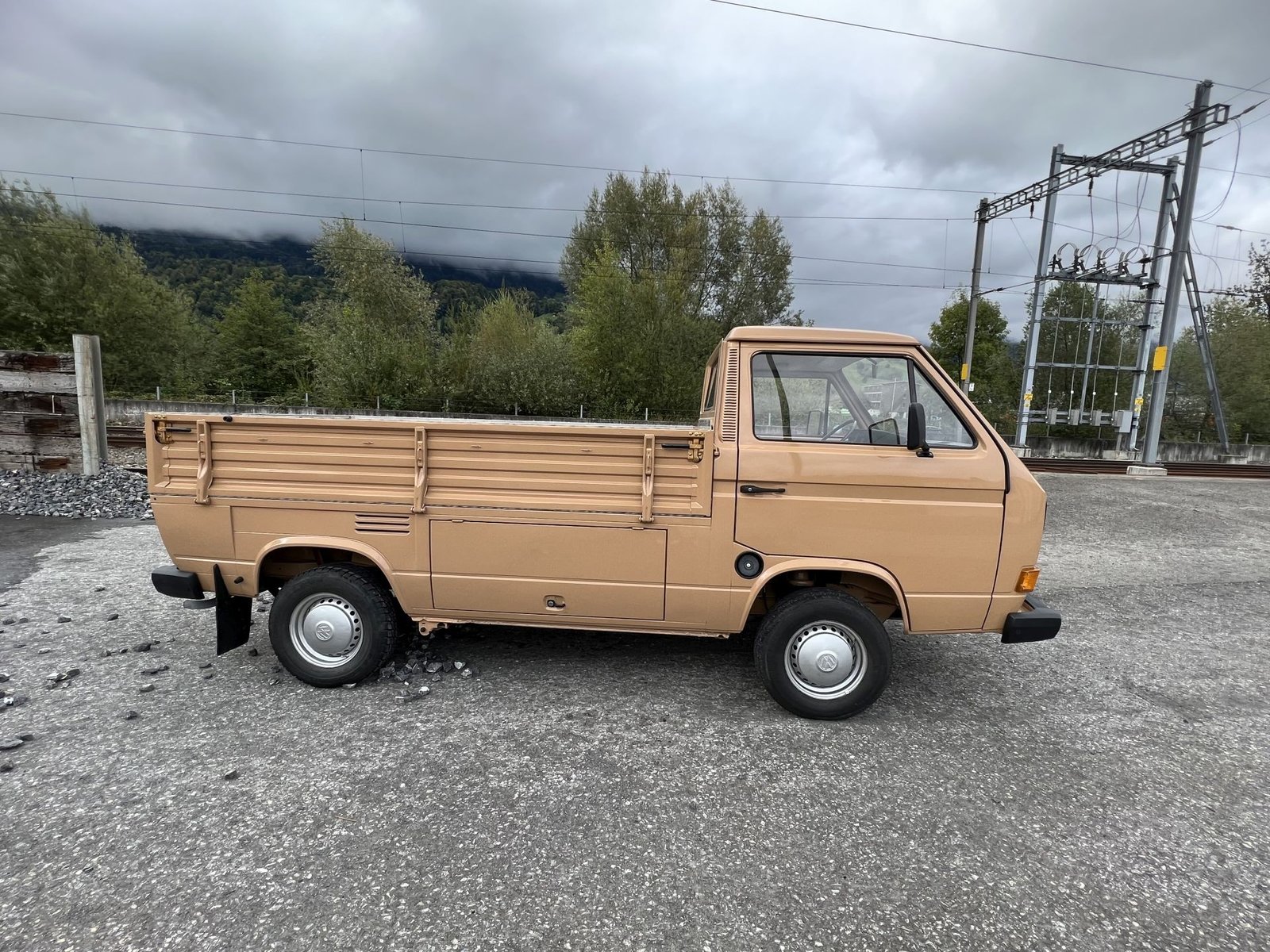 VW T3 Pritsche, Essence, Voiture de collection, Manuelle - 5
