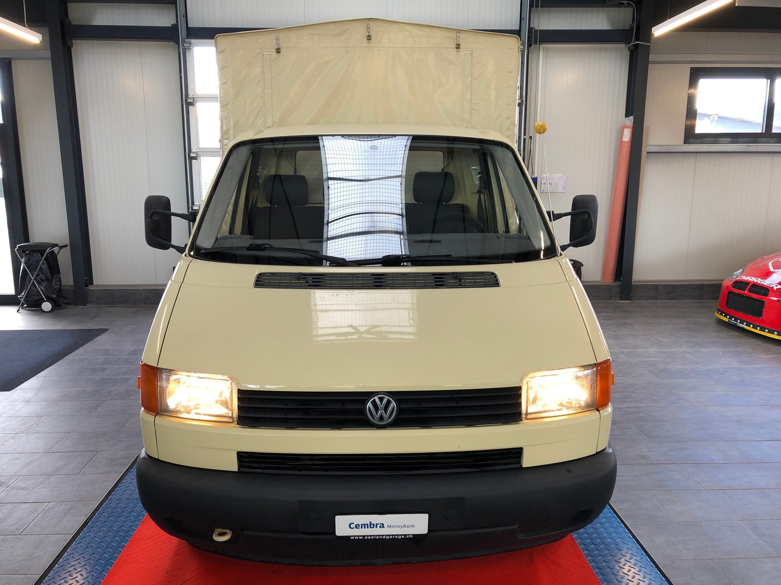 VW T4 2.5 Blachenaufbau, Petrol, Second hand / Used, Automatic - 4