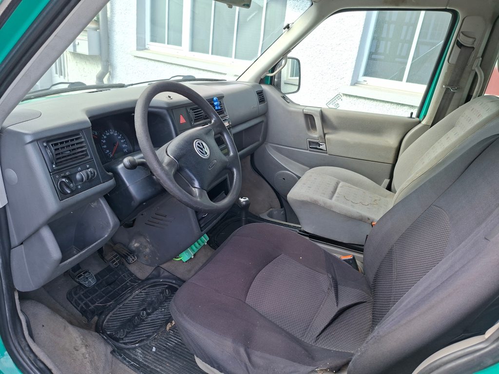 VW T4 2.5 syncro, Essence, Occasion / Utilisé, Manuelle - 6