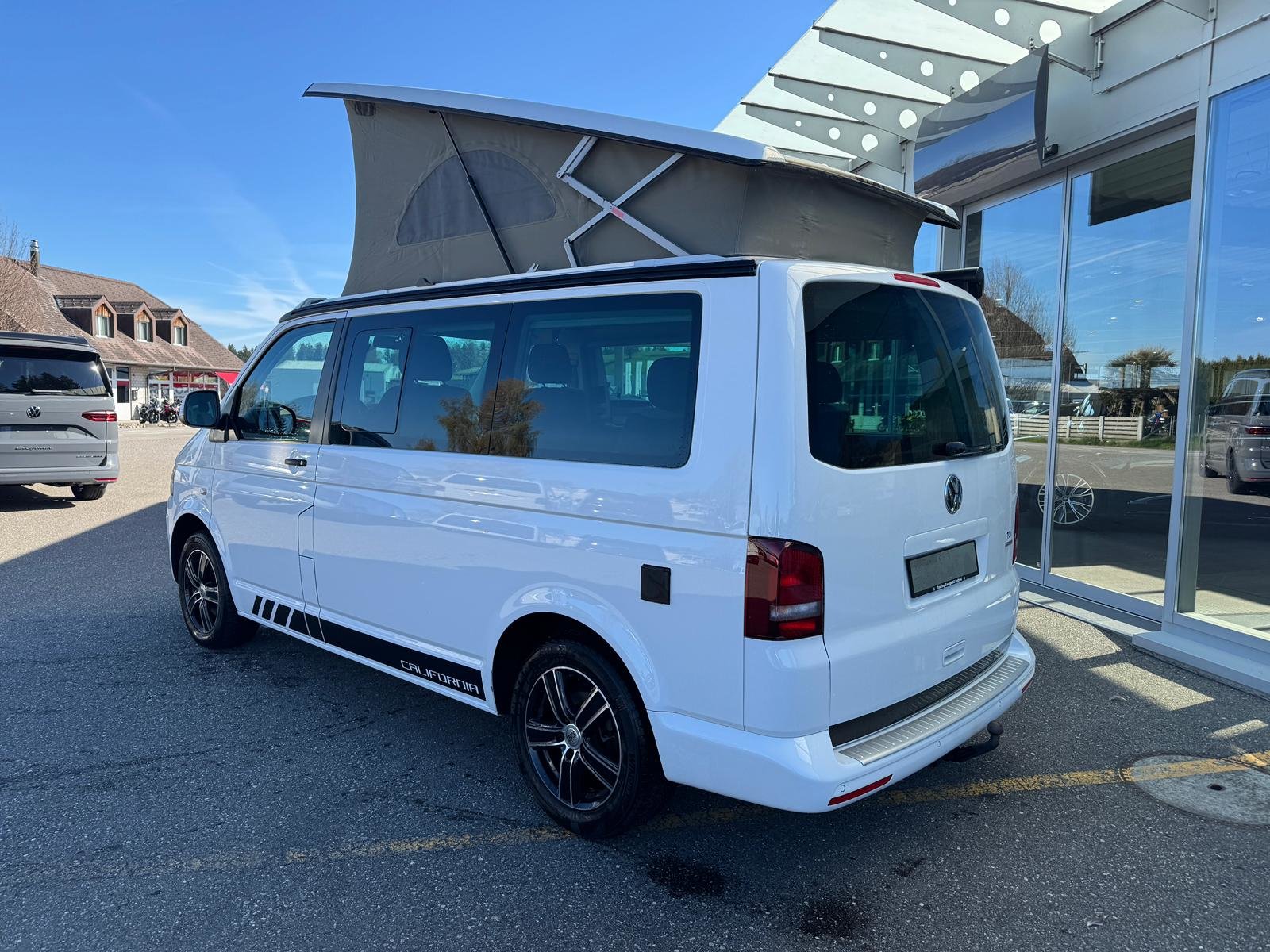VW T5 California 2.0 TDI Beach Edition DSG, Diesel, Occasioni / Usate, Automatico - 2